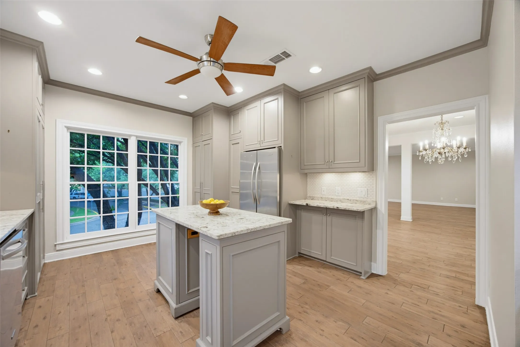 Kitchen island great for additional prep space