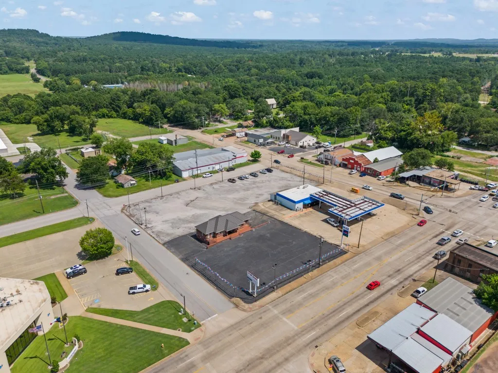 Office For Sale in Upshur County , 112 US Hwy 271, Gilmer, Texas 75644, 0, 0, Garage spaces, 0 Sqft, built in 1999, mls#21401253, Real Estate Agent in Gilmer, Homes For Sale in Upshur county, Homes For Sale in Gilmer, Realtor in Gilmer Texas, Real Estate Brokerage Independent Realty Texas, Luminita Cordes Realtor