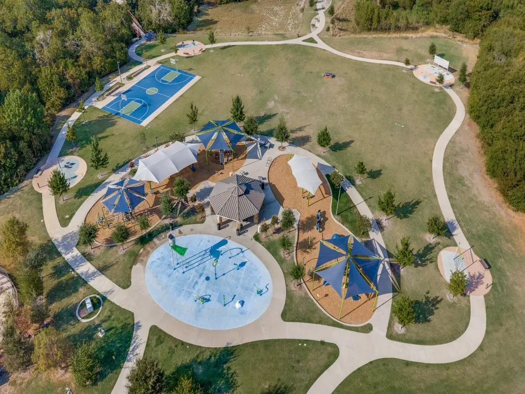 Single Family Residence For Sale in Collin County , 12109 Bonifay Court, Mc Kinney, Texas 75071, 4 Bedroom, 4 Bathroom, 2 Garage spaces, 3,114 Sqft, built in 2014, mls#21401989, Real Estate Agent in Mc Kinney, Homes For Sale in Collin county, Homes For Sale in Mc Kinney, Realtor in Mc Kinney Texas, Real Estate Brokerage Independent Realty Texas, Luminita Cordes Realtor