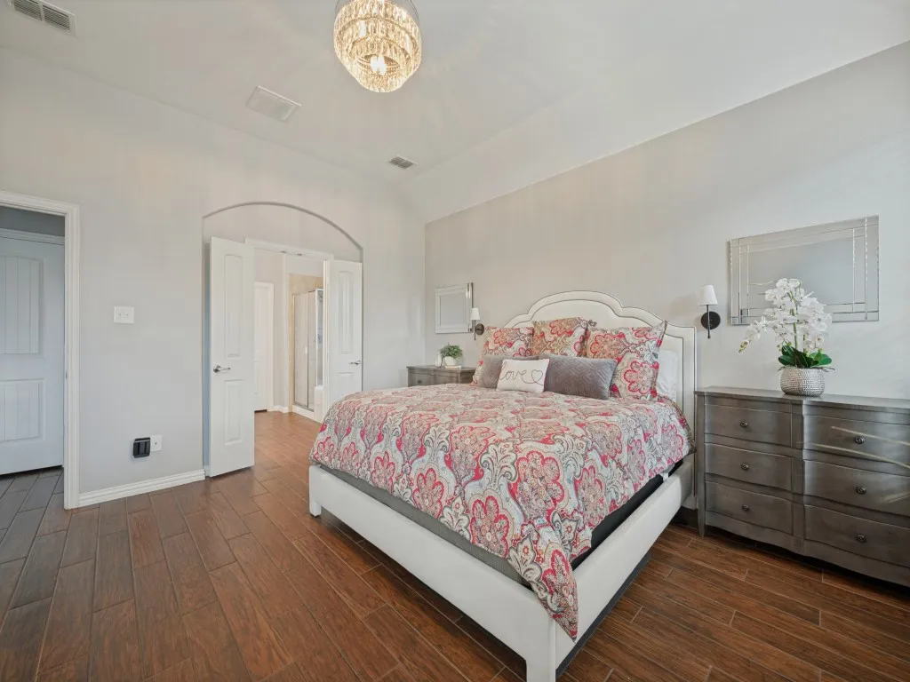 Single Family Residence For Sale in Collin County , 12109 Bonifay Court, Mc Kinney, Texas 75071, 4 Bedroom, 4 Bathroom, 2 Garage spaces, 3,114 Sqft, built in 2014, mls#21401989, Real Estate Agent in Mc Kinney, Homes For Sale in Collin county, Homes For Sale in Mc Kinney, Realtor in Mc Kinney Texas, Real Estate Brokerage Independent Realty Texas, Luminita Cordes Realtor