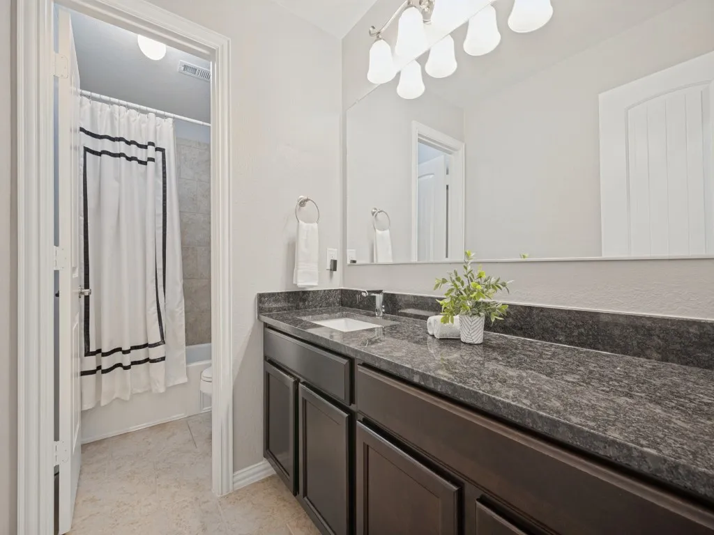 Single Family Residence For Sale in Collin County , 12109 Bonifay Court, Mc Kinney, Texas 75071, 4 Bedroom, 4 Bathroom, 2 Garage spaces, 3,114 Sqft, built in 2014, mls#21401989, Real Estate Agent in Mc Kinney, Homes For Sale in Collin county, Homes For Sale in Mc Kinney, Realtor in Mc Kinney Texas, Real Estate Brokerage Independent Realty Texas, Luminita Cordes Realtor