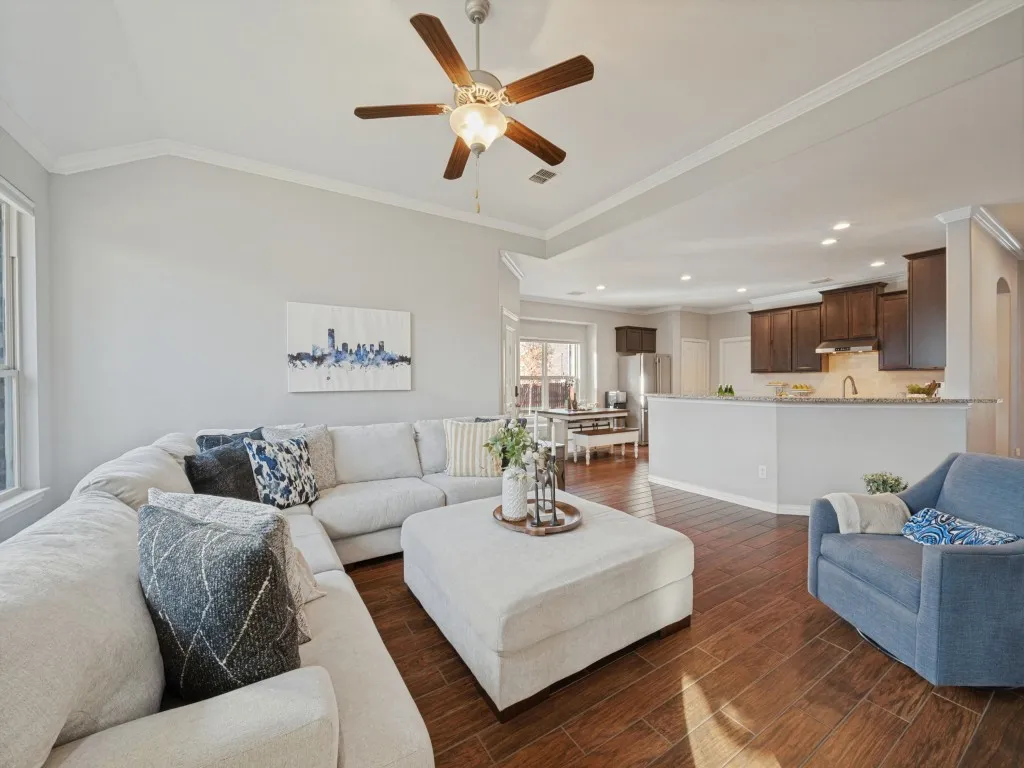 Single Family Residence For Sale in Collin County , 12109 Bonifay Court, Mc Kinney, Texas 75071, 4 Bedroom, 4 Bathroom, 2 Garage spaces, 3,114 Sqft, built in 2014, mls#21401989, Real Estate Agent in Mc Kinney, Homes For Sale in Collin county, Homes For Sale in Mc Kinney, Realtor in Mc Kinney Texas, Real Estate Brokerage Independent Realty Texas, Luminita Cordes Realtor