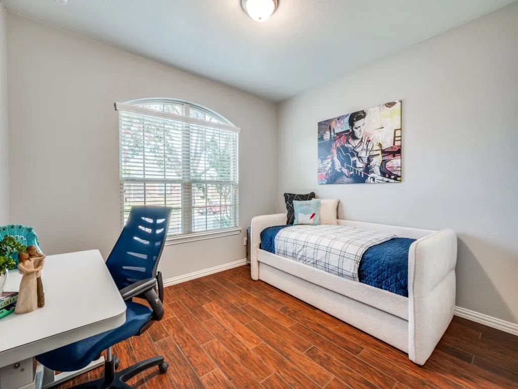 Single Family Residence For Sale in Collin County , 12109 Bonifay Court, Mc Kinney, Texas 75071, 4 Bedroom, 4 Bathroom, 2 Garage spaces, 3,114 Sqft, built in 2014, mls#21401989, Real Estate Agent in Mc Kinney, Homes For Sale in Collin county, Homes For Sale in Mc Kinney, Realtor in Mc Kinney Texas, Real Estate Brokerage Independent Realty Texas, Luminita Cordes Realtor