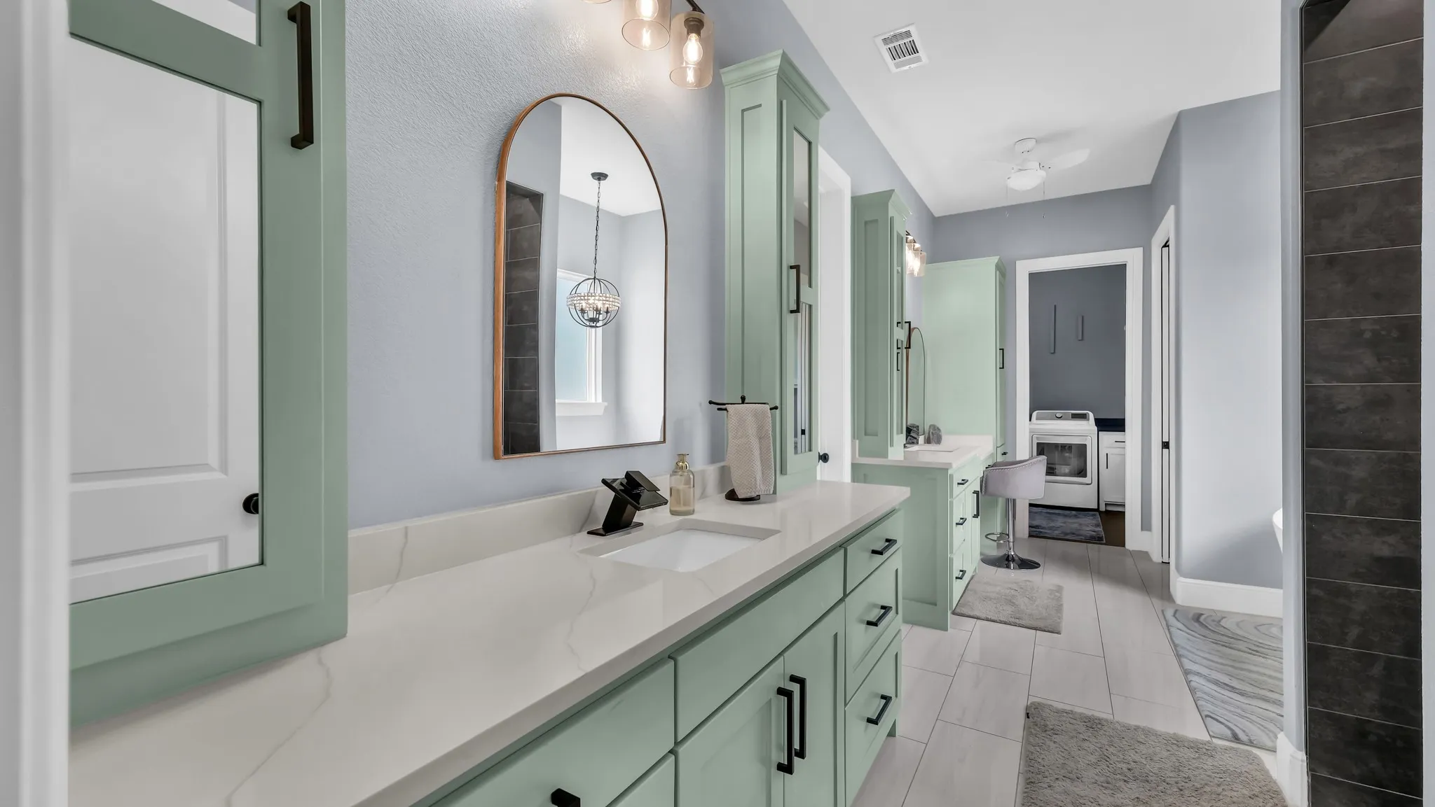 Single Family Residence For Sale in Parker County , 1098 Paradise Parkway, Poolville, Texas 76487, 4 Bedroom, 3 Bathroom, 3 Garage spaces, 3,041 Sqft, built in 2022, mls#21402170, Real Estate Agent in Poolville, Homes For Sale in Parker county, Homes For Sale in Poolville, Realtor in Poolville Texas, Real Estate Brokerage Independent Realty Texas, Luminita Cordes Realtor