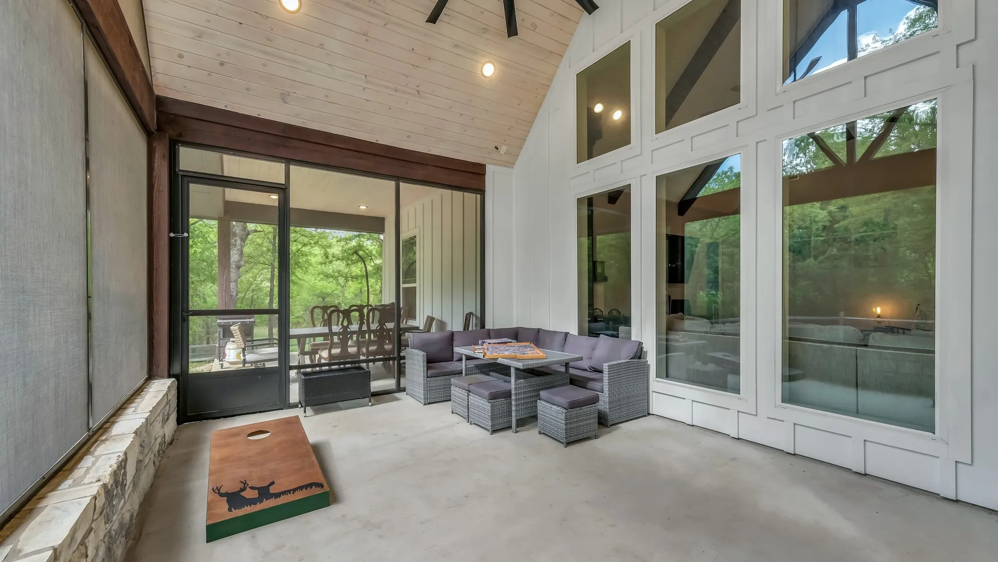 Single Family Residence For Sale in Parker County , 1098 Paradise Parkway, Poolville, Texas 76487, 4 Bedroom, 3 Bathroom, 3 Garage spaces, 3,041 Sqft, built in 2022, mls#21402170, Real Estate Agent in Poolville, Homes For Sale in Parker county, Homes For Sale in Poolville, Realtor in Poolville Texas, Real Estate Brokerage Independent Realty Texas, Luminita Cordes Realtor