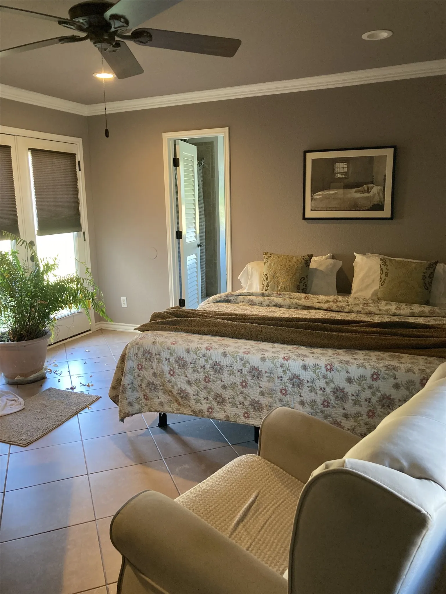 Single Family Residence For Sale in Hood County , 700 Aqua Vista Drive, Granbury, Texas 76049, 4 Bedroom, 4 Bathroom, 2 Garage spaces, 2,140 Sqft, built in 1986, mls#21401040, Real Estate Agent in Granbury, Homes For Sale in Hood county, Homes For Sale in Granbury, Realtor in Granbury Texas, Real Estate Brokerage Independent Realty Texas, Luminita Cordes Realtor