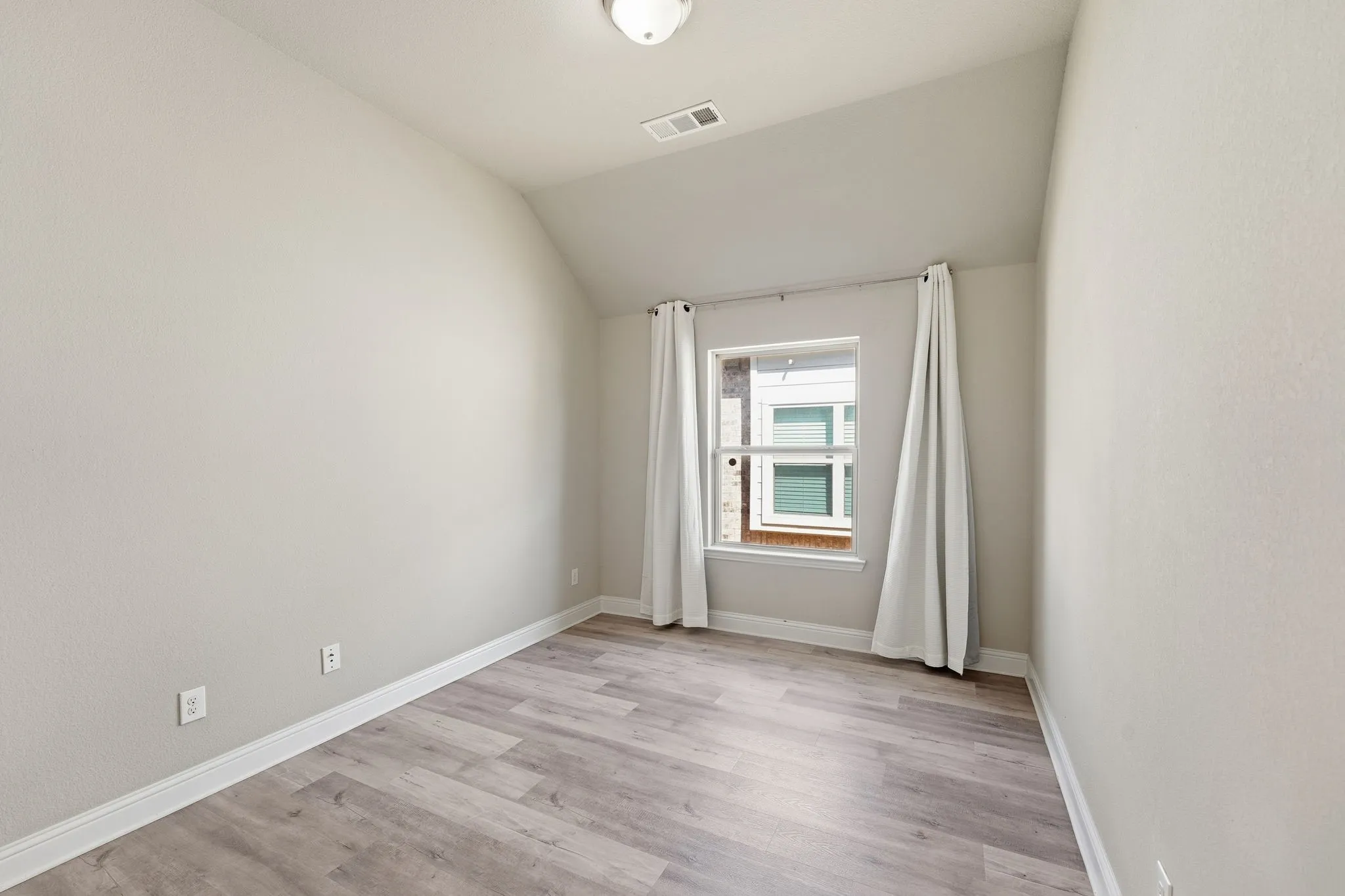 Office or 4th bedroom