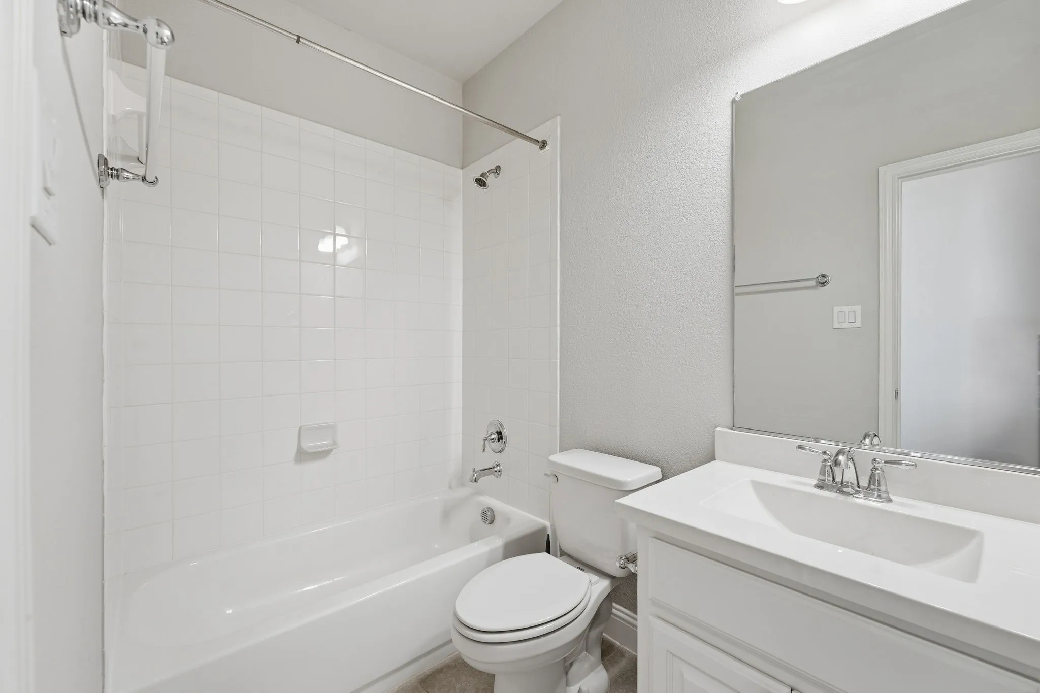 Single Family Residence For Rent in Denton County , 5117 Ember Place, Little Elm, Texas 76227, 3 Bedroom, 3 Bathroom, 2 Garage spaces, 2,245 Sqft, built in 2017, mls#21401283, Real Estate Agent in Little Elm, Homes For Rent in Denton county, Homes For Rent in Little Elm, Realtor in Little Elm Texas, Real Estate Brokerage Independent Realty Texas, Luminita Cordes Realtor
