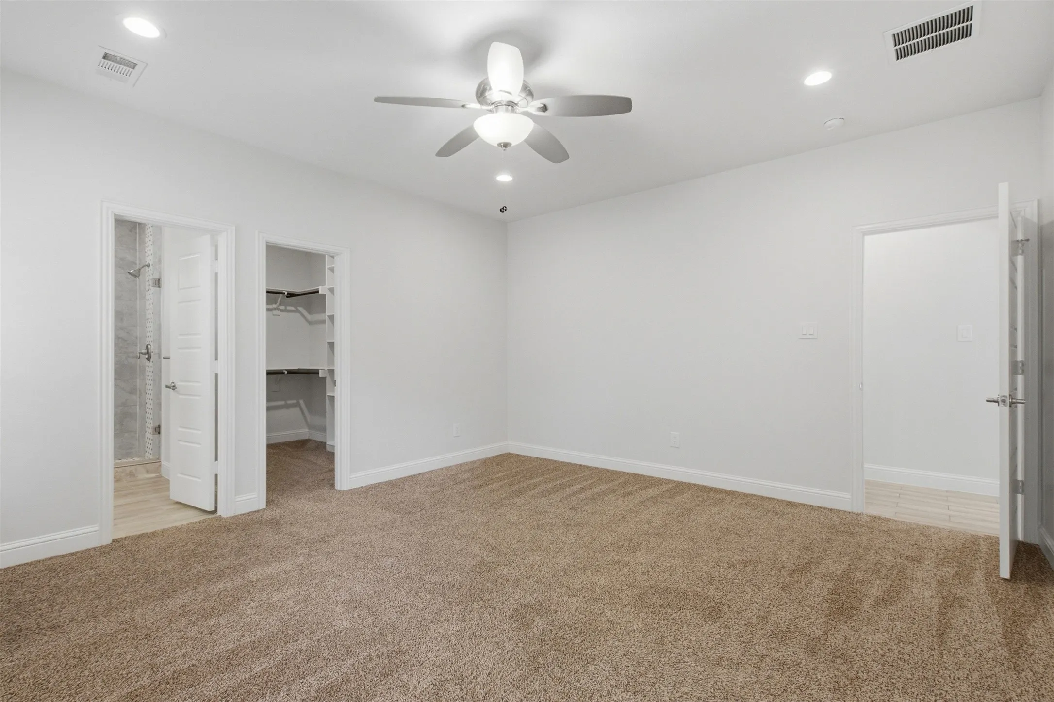 Single Family Residence For Sale in Dallas County , 2617 Ripple Road, Dallas, Texas 75241, 3 Bedroom, 2 Bathroom, Garage spaces, 1,613 Sqft, built in 2020, mls#21401736, Real Estate Agent in Dallas, Homes For Sale in Dallas county, Homes For Sale in Dallas, Realtor in Dallas Texas, Real Estate Brokerage Independent Realty Texas, Luminita Cordes Realtor