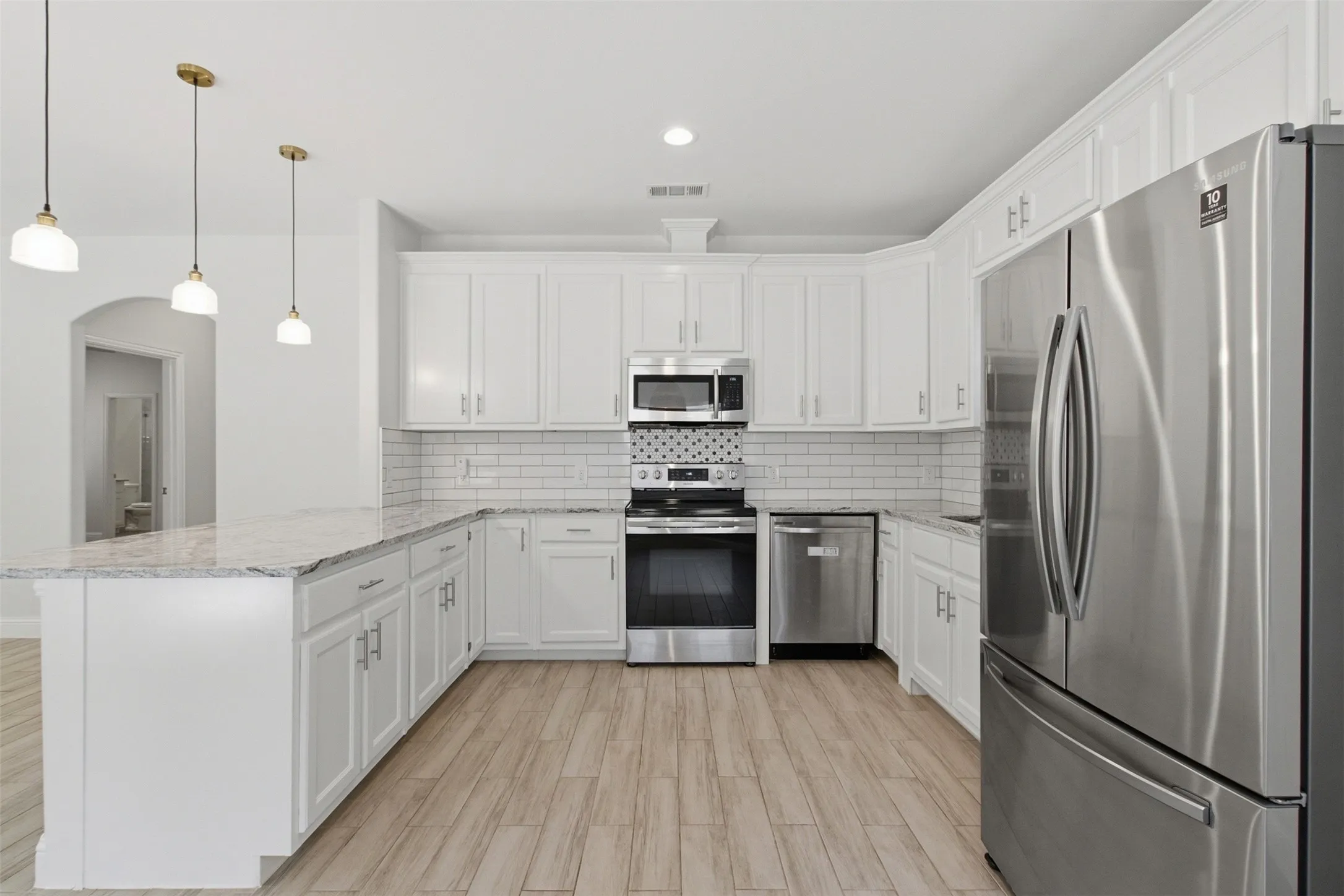 Single Family Residence For Sale in Dallas County , 2617 Ripple Road, Dallas, Texas 75241, 3 Bedroom, 2 Bathroom, Garage spaces, 1,613 Sqft, built in 2020, mls#21401736, Real Estate Agent in Dallas, Homes For Sale in Dallas county, Homes For Sale in Dallas, Realtor in Dallas Texas, Real Estate Brokerage Independent Realty Texas, Luminita Cordes Realtor