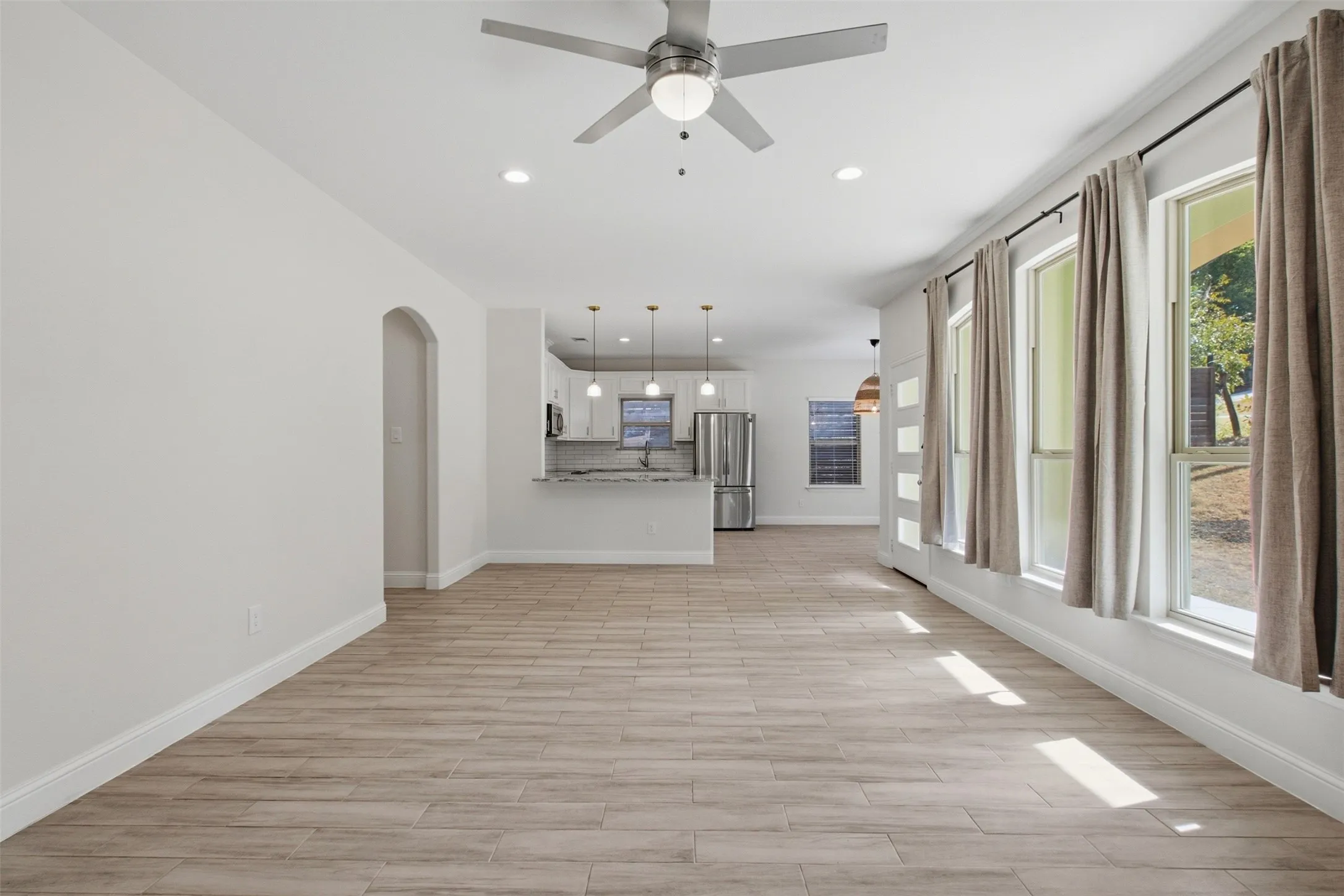 Single Family Residence For Sale in Dallas County , 2617 Ripple Road, Dallas, Texas 75241, 3 Bedroom, 2 Bathroom, Garage spaces, 1,613 Sqft, built in 2020, mls#21401736, Real Estate Agent in Dallas, Homes For Sale in Dallas county, Homes For Sale in Dallas, Realtor in Dallas Texas, Real Estate Brokerage Independent Realty Texas, Luminita Cordes Realtor