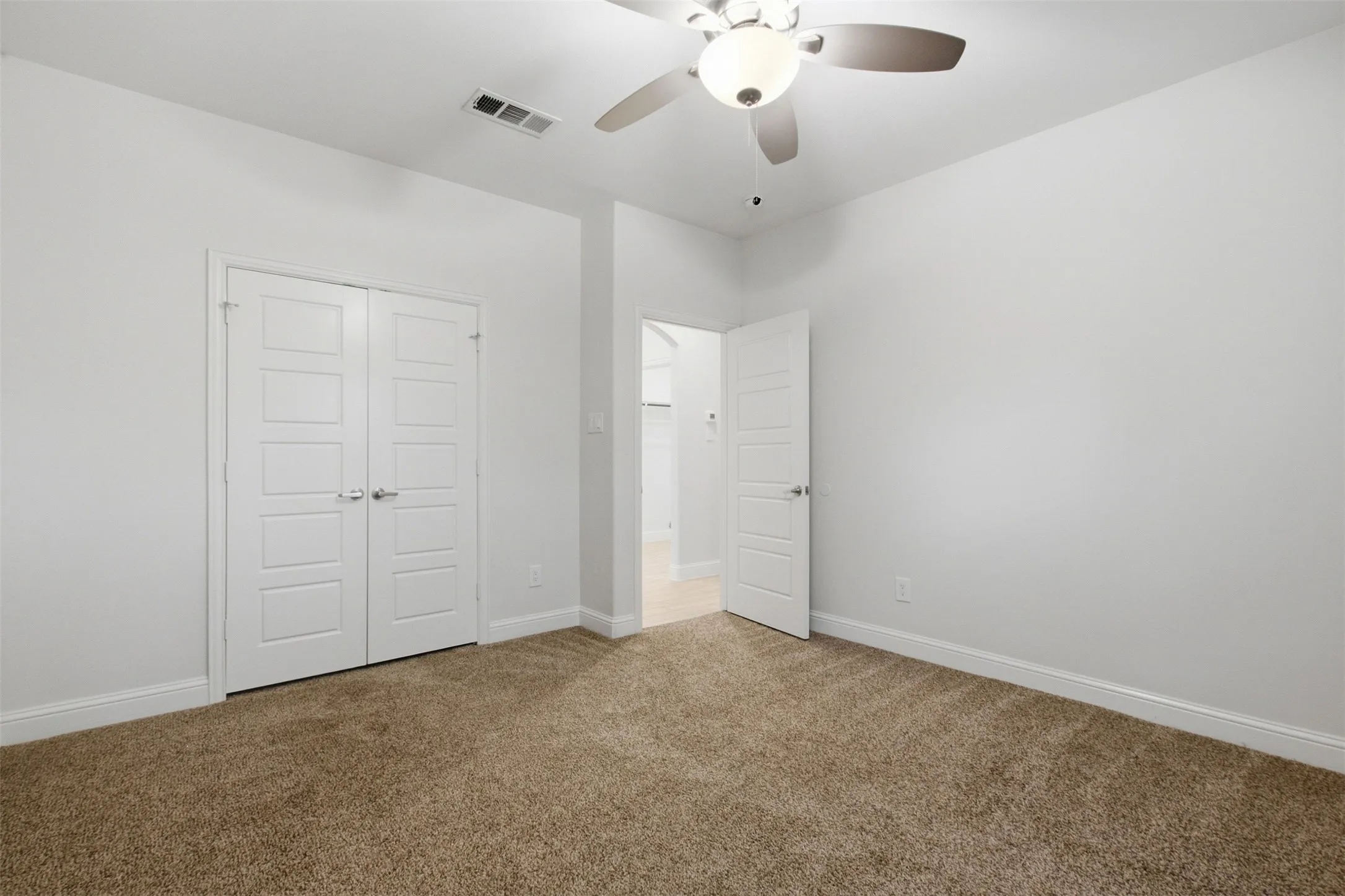 Single Family Residence For Sale in Dallas County , 2617 Ripple Road, Dallas, Texas 75241, 3 Bedroom, 2 Bathroom, Garage spaces, 1,613 Sqft, built in 2020, mls#21401736, Real Estate Agent in Dallas, Homes For Sale in Dallas county, Homes For Sale in Dallas, Realtor in Dallas Texas, Real Estate Brokerage Independent Realty Texas, Luminita Cordes Realtor