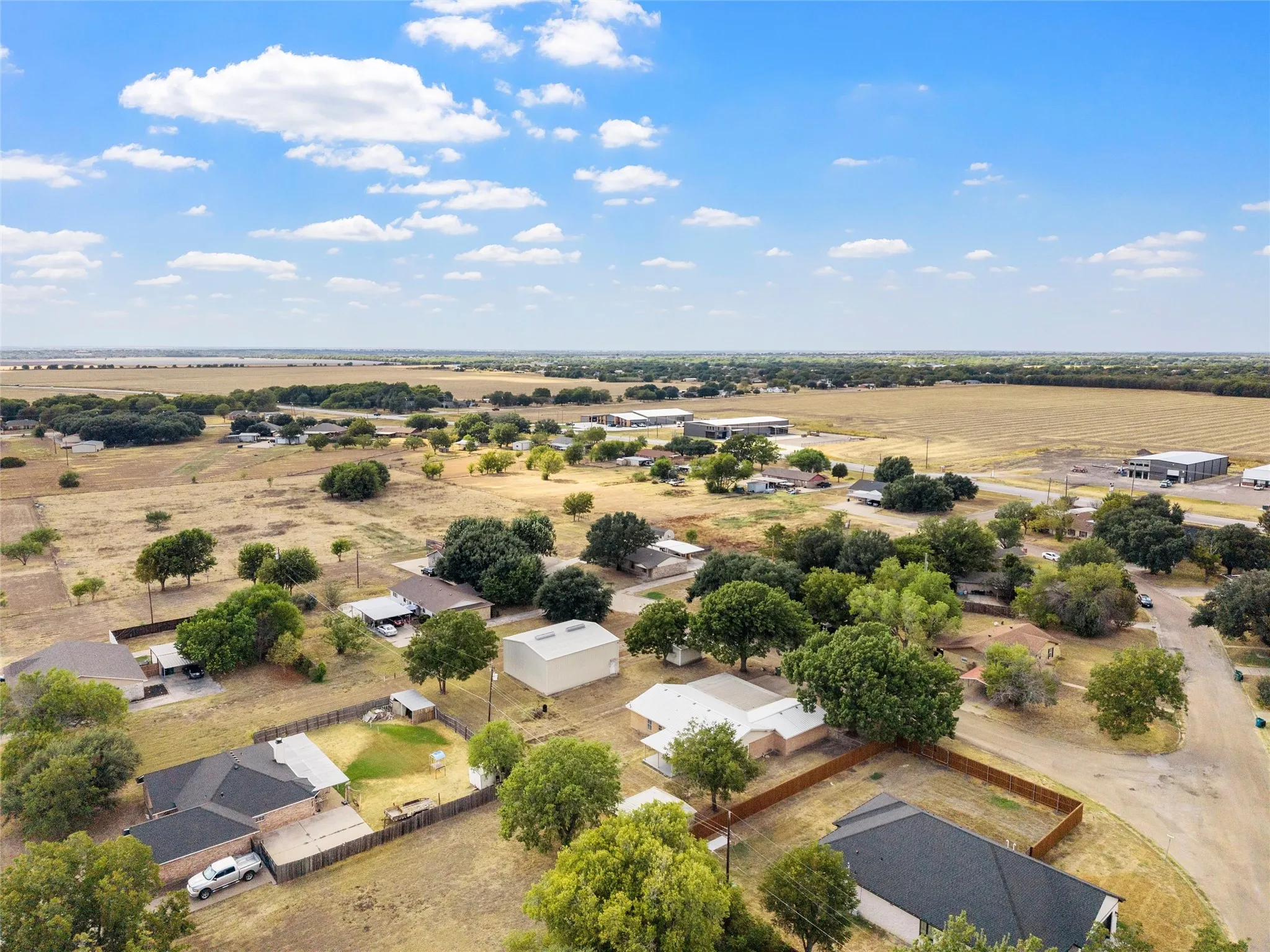 Single Family Residence For Sale in Mc Lennan County , 131 Ronwood, Woodway, Texas 76712, 3 Bedroom, 2 Bathroom, Garage spaces, 1,518 Sqft, built in 1978, mls#21402061, Real Estate Agent in Woodway, Homes For Sale in Mc Lennan county, Homes For Sale in Woodway, Realtor in Woodway Texas, Real Estate Brokerage Independent Realty Texas, Luminita Cordes Realtor