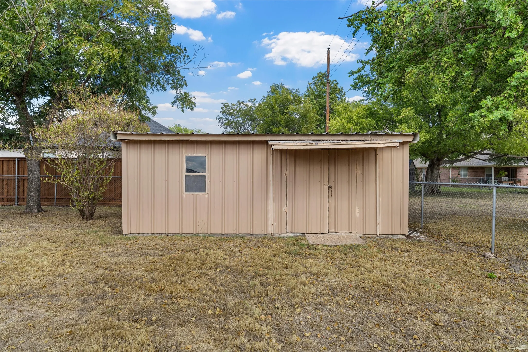 Single Family Residence For Sale in Mc Lennan County , 131 Ronwood, Woodway, Texas 76712, 3 Bedroom, 2 Bathroom, Garage spaces, 1,518 Sqft, built in 1978, mls#21402061, Real Estate Agent in Woodway, Homes For Sale in Mc Lennan county, Homes For Sale in Woodway, Realtor in Woodway Texas, Real Estate Brokerage Independent Realty Texas, Luminita Cordes Realtor