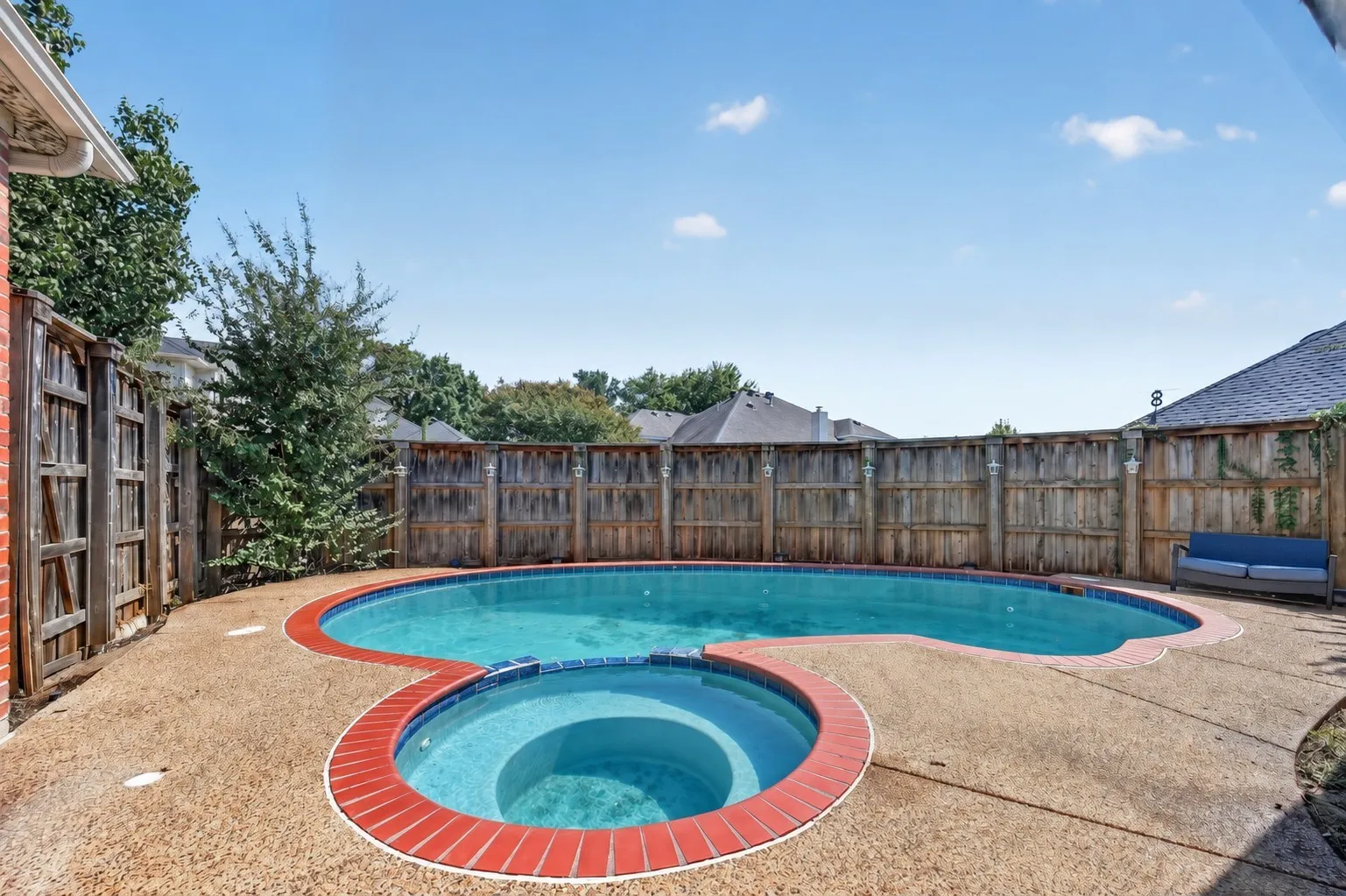 Single Family Residence For Sale in Collin County , 8004 Ashby Court, Plano, Texas 75025, 4 Bedroom, 4 Bathroom, 2 Garage spaces, 3,331 Sqft, built in 1998, mls#21399929, Real Estate Agent in Plano, Homes For Sale in Collin county, Homes For Sale in Plano, Realtor in Plano Texas, Real Estate Brokerage Independent Realty Texas, Luminita Cordes Realtor