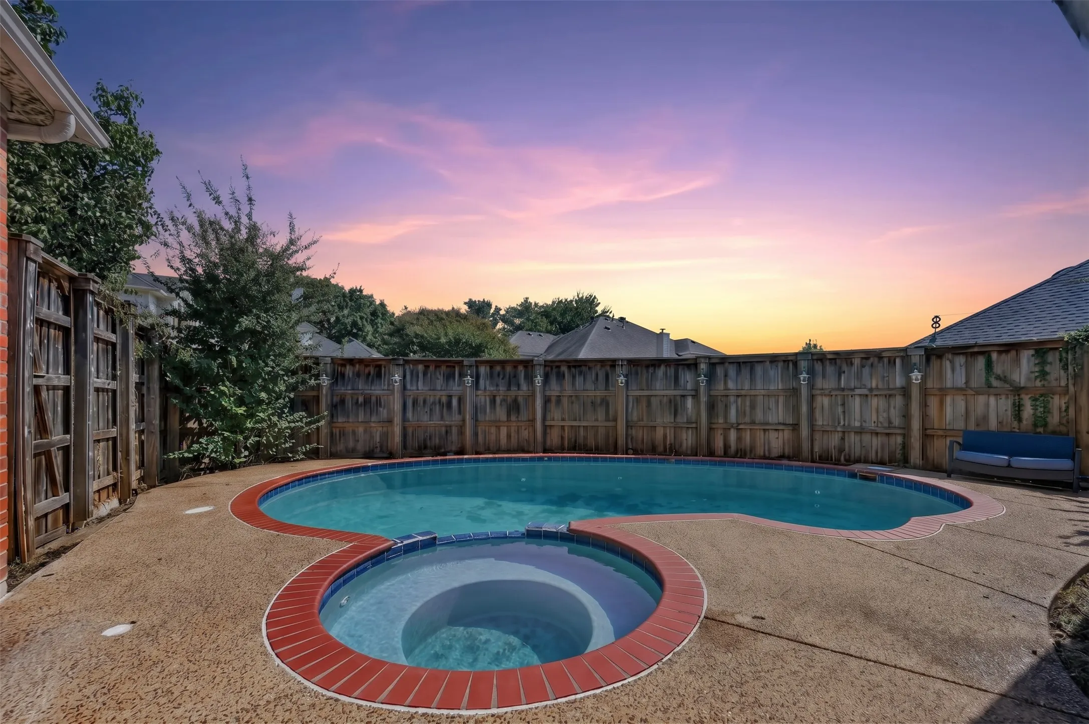 Single Family Residence For Sale in Collin County , 8004 Ashby Court, Plano, Texas 75025, 4 Bedroom, 4 Bathroom, 2 Garage spaces, 3,331 Sqft, built in 1998, mls#21399929, Real Estate Agent in Plano, Homes For Sale in Collin county, Homes For Sale in Plano, Realtor in Plano Texas, Real Estate Brokerage Independent Realty Texas, Luminita Cordes Realtor