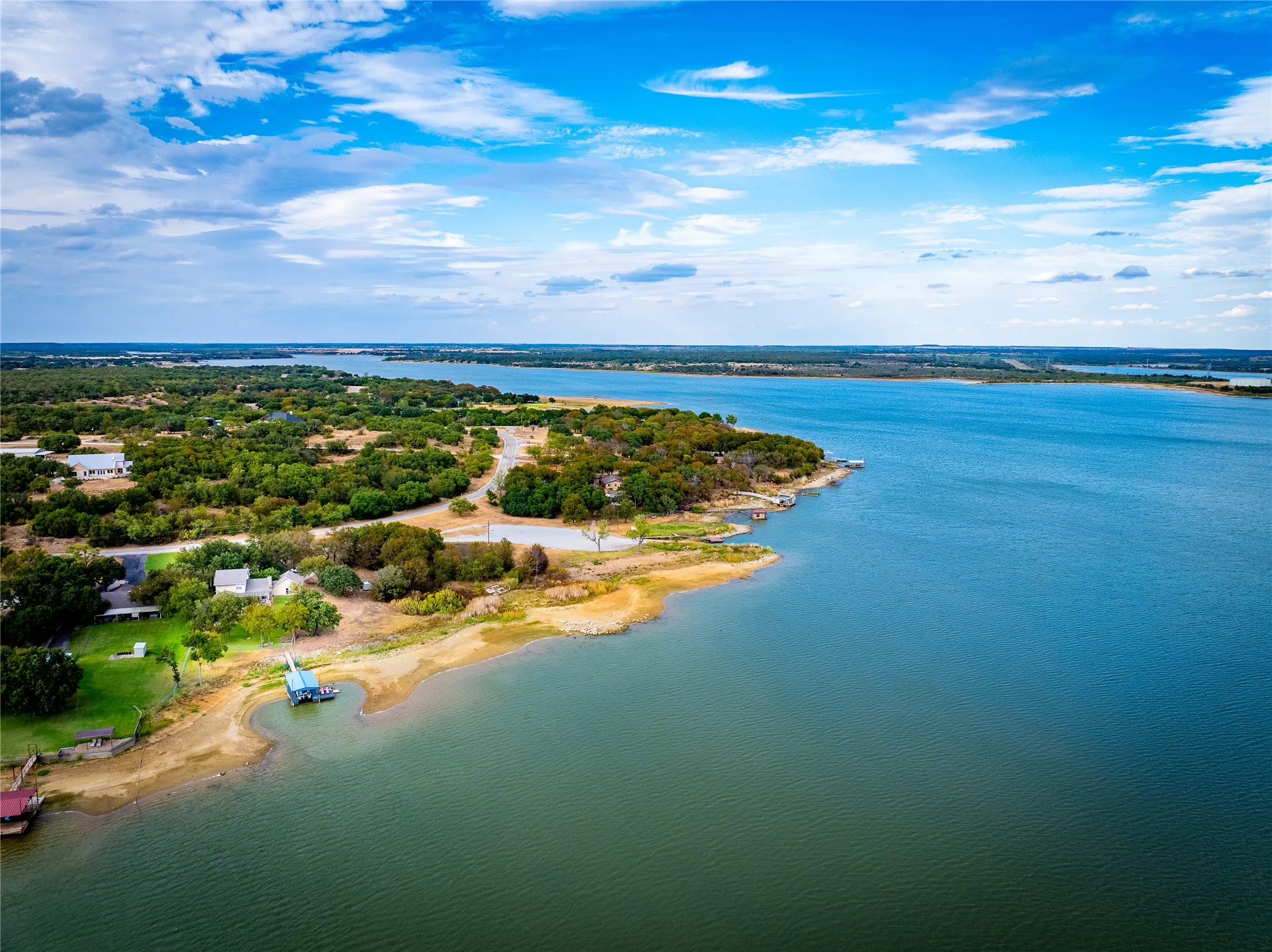 Single Family Residence For Sale in Young County , 618 Farm to Market Road 3003, Graham, Texas 76450, 4 Bedroom, 3 Bathroom, 2 Garage spaces, 2,393 Sqft, built in 1999, mls#21400474, Real Estate Agent in Graham, Homes For Sale in Young county, Homes For Sale in Graham, Realtor in Graham Texas, Real Estate Brokerage Independent Realty Texas, Luminita Cordes Realtor