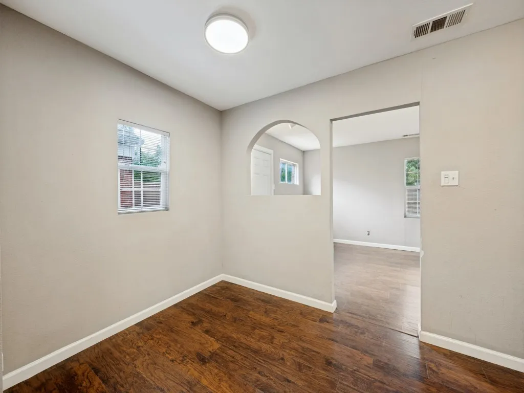 Single Family Residence For Sale in Dallas County , 1718 Pat Drive, Dallas, Texas 75228, 3 Bedroom, 2 Bathroom, Garage spaces, 1,636 Sqft, built in 1950, mls#21401061, Real Estate Agent in Dallas, Homes For Sale in Dallas county, Homes For Sale in Dallas, Realtor in Dallas Texas, Real Estate Brokerage Independent Realty Texas, Luminita Cordes Realtor