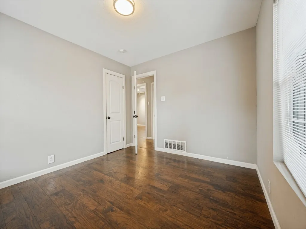 Single Family Residence For Sale in Dallas County , 1718 Pat Drive, Dallas, Texas 75228, 3 Bedroom, 2 Bathroom, Garage spaces, 1,636 Sqft, built in 1950, mls#21401061, Real Estate Agent in Dallas, Homes For Sale in Dallas county, Homes For Sale in Dallas, Realtor in Dallas Texas, Real Estate Brokerage Independent Realty Texas, Luminita Cordes Realtor