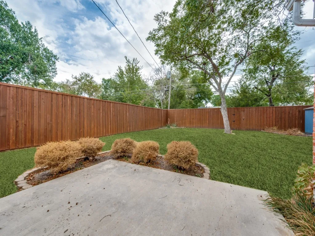 Single Family Residence For Sale in Dallas County , 1718 Pat Drive, Dallas, Texas 75228, 3 Bedroom, 2 Bathroom, Garage spaces, 1,636 Sqft, built in 1950, mls#21401061, Real Estate Agent in Dallas, Homes For Sale in Dallas county, Homes For Sale in Dallas, Realtor in Dallas Texas, Real Estate Brokerage Independent Realty Texas, Luminita Cordes Realtor