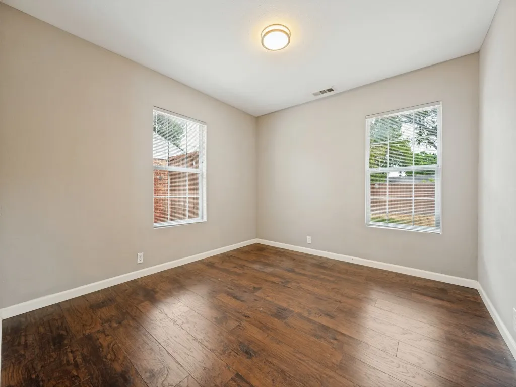 Single Family Residence For Sale in Dallas County , 1718 Pat Drive, Dallas, Texas 75228, 3 Bedroom, 2 Bathroom, Garage spaces, 1,636 Sqft, built in 1950, mls#21401061, Real Estate Agent in Dallas, Homes For Sale in Dallas county, Homes For Sale in Dallas, Realtor in Dallas Texas, Real Estate Brokerage Independent Realty Texas, Luminita Cordes Realtor