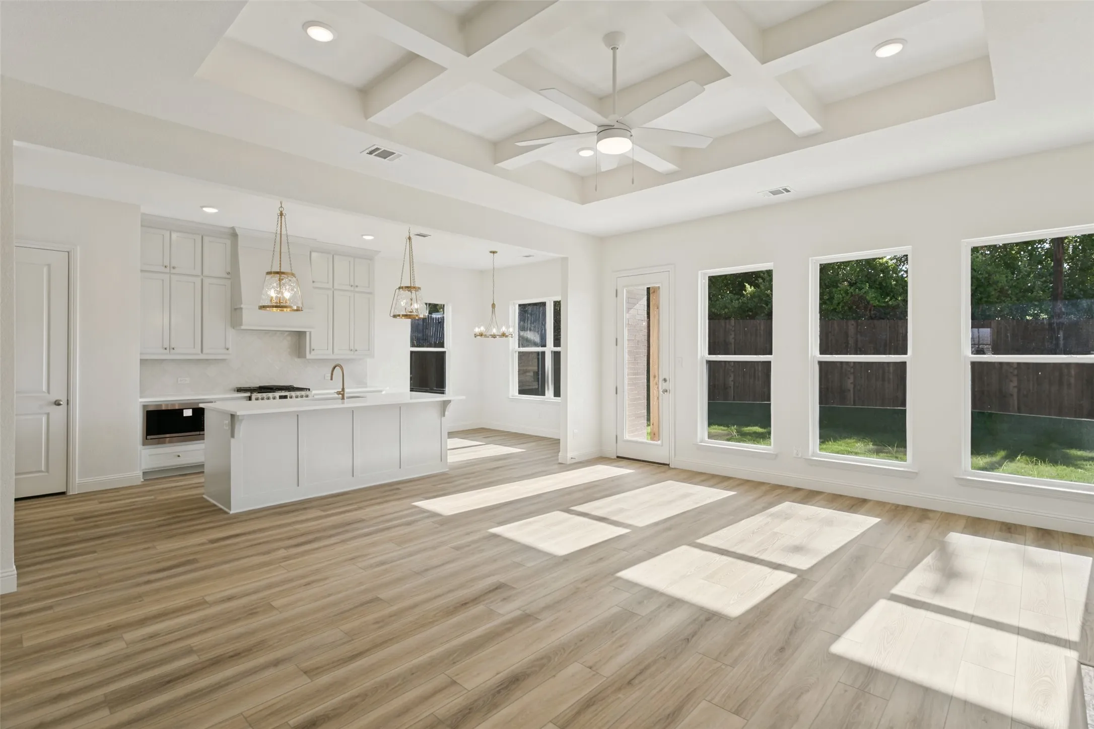 Single Family Residence For Sale in Parker County , 1004 Derby Road, Willow Park, Texas 76087, 4 Bedroom, 4 Bathroom, 2 Garage spaces, 2,851 Sqft, built in 2026, mls#21396079, Real Estate Agent in Willow Park, Homes For Sale in Parker county, Homes For Sale in Willow Park, Realtor in Willow Park Texas, Real Estate Brokerage Independent Realty Texas, Luminita Cordes Realtor