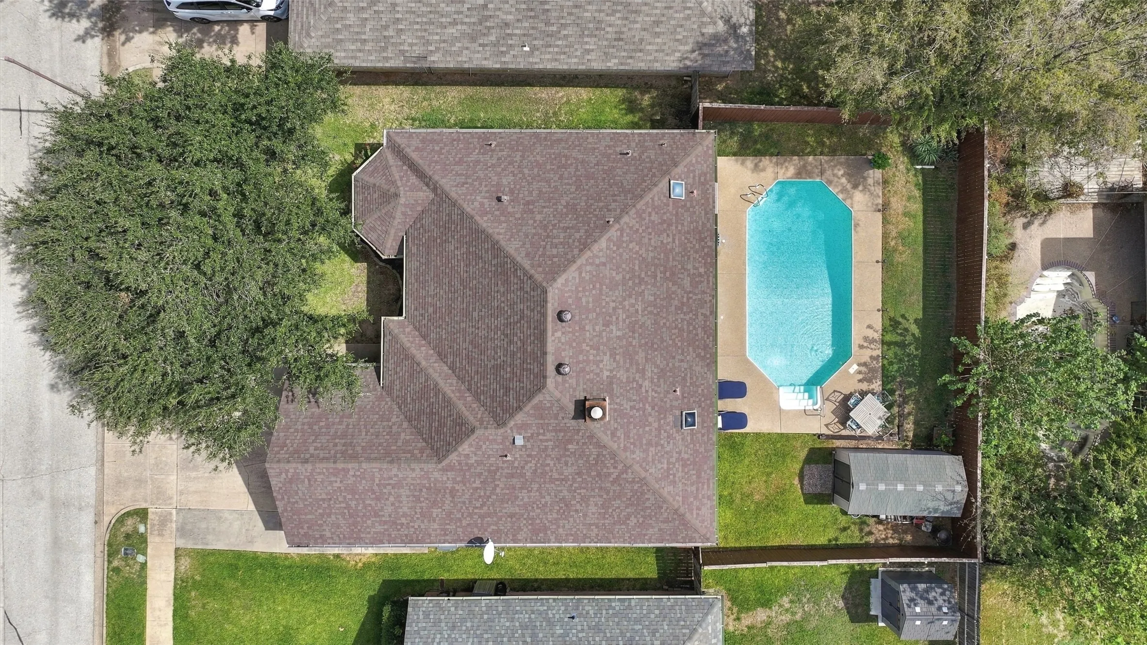 Single Family Residence For Sale in Tarrant County , 6036 Sundown Drive, Watauga, Texas 76148, 3 Bedroom, 2 Bathroom, 2 Garage spaces, 1,774 Sqft, built in 1989, mls#21401430, Real Estate Agent in Watauga, Homes For Sale in Tarrant county, Homes For Sale in Watauga, Realtor in Watauga Texas, Real Estate Brokerage Independent Realty Texas, Luminita Cordes Realtor