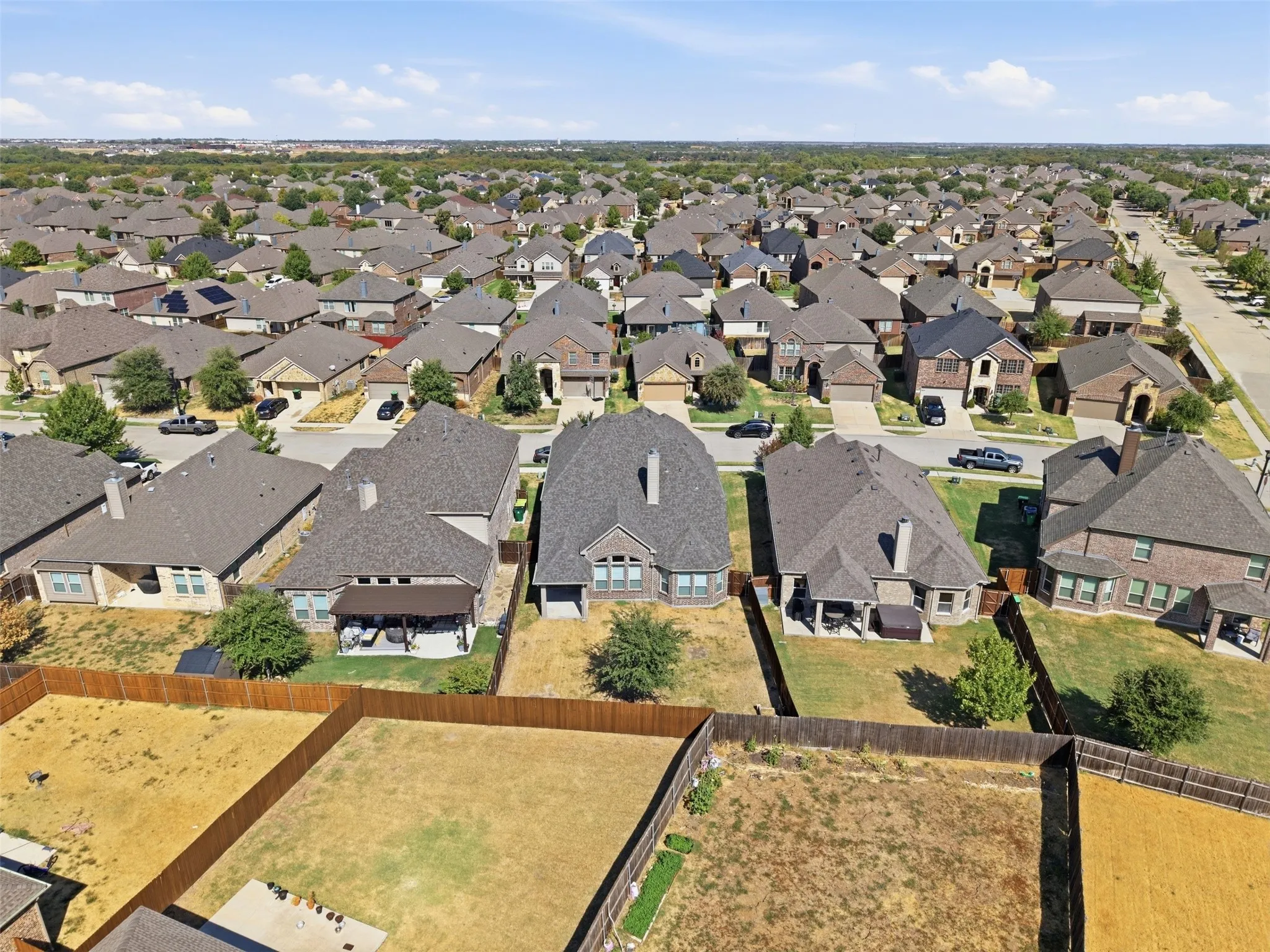 Single Family Residence For Sale in Denton County , 1112 Lake Cypress Lane, Little Elm, Texas 75068, 4 Bedroom, 4 Bathroom, 2 Garage spaces, 3,316 Sqft, built in 2018, mls#21401590, Real Estate Agent in Little Elm, Homes For Sale in Denton county, Homes For Sale in Little Elm, Realtor in Little Elm Texas, Real Estate Brokerage Independent Realty Texas, Luminita Cordes Realtor