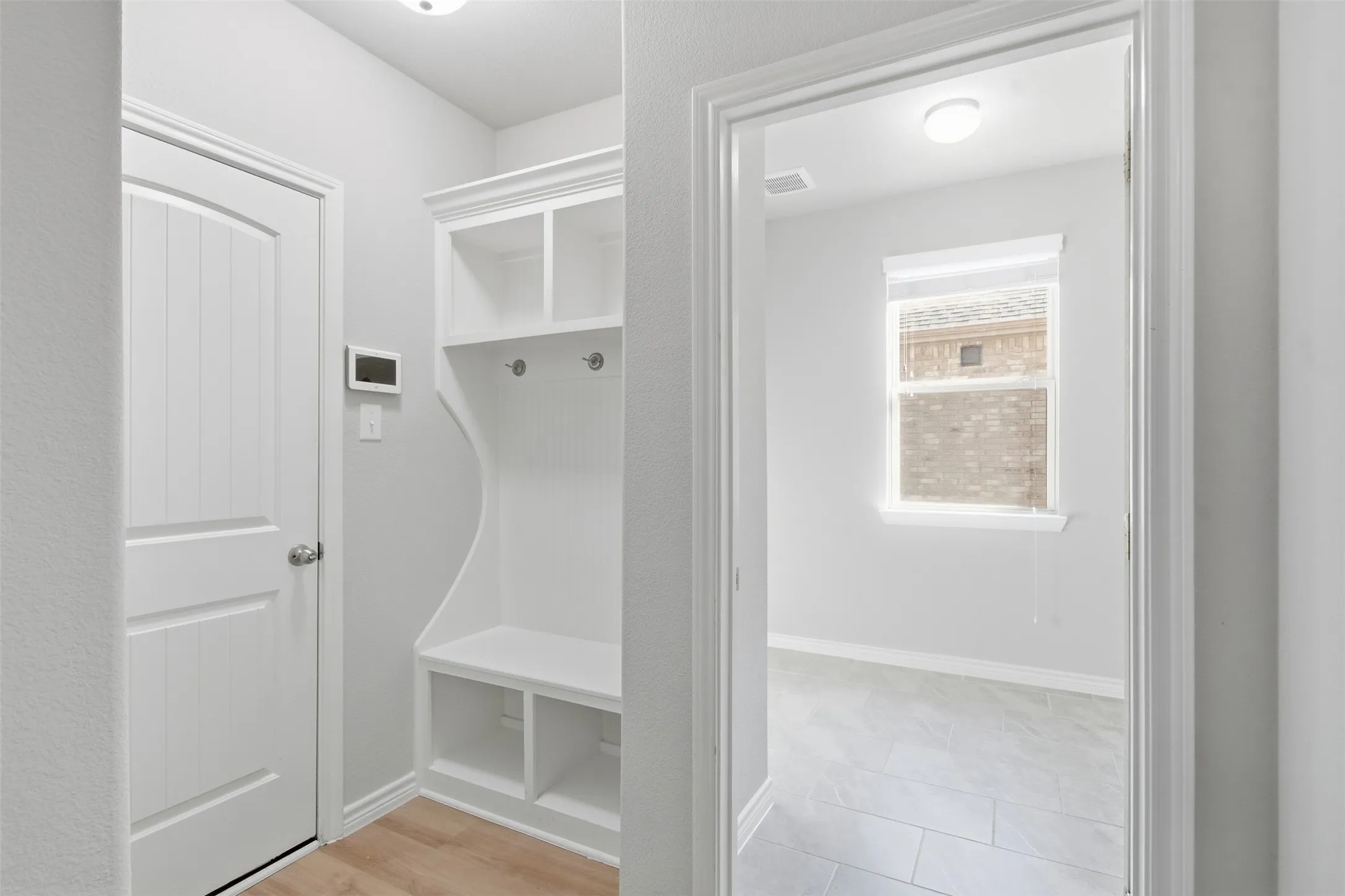 Single Family Residence For Sale in Denton County , 1112 Lake Cypress Lane, Little Elm, Texas 75068, 4 Bedroom, 4 Bathroom, 2 Garage spaces, 3,316 Sqft, built in 2018, mls#21401590, Real Estate Agent in Little Elm, Homes For Sale in Denton county, Homes For Sale in Little Elm, Realtor in Little Elm Texas, Real Estate Brokerage Independent Realty Texas, Luminita Cordes Realtor