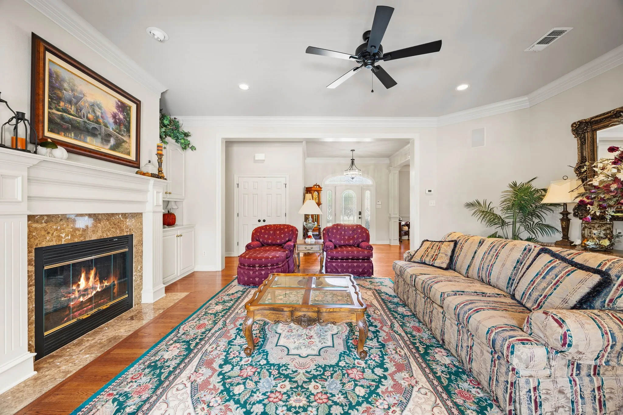 Single Family Residence For Sale in Hunt County , 1 Bluebonnet Trail, Greenville, Texas 75402, 4 Bedroom, 3 Bathroom, 3 Garage spaces, 3,017 Sqft, built in 2000, mls#21399719, Real Estate Agent in Greenville, Homes For Sale in Hunt county, Homes For Sale in Greenville, Realtor in Greenville Texas, Real Estate Brokerage Independent Realty Texas, Luminita Cordes Realtor