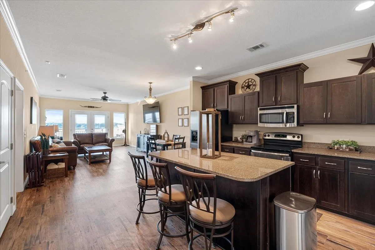 Condominium For Sale in Navarro County , 9900 Northshore Boulevard 3406, Corsicana, Texas 75109, 2 Bedroom, 2 Bathroom, Garage spaces, 1,209 Sqft, built in 2012, mls#21402226, Real Estate Agent in Corsicana, Homes For Sale in Navarro county, Homes For Sale in Corsicana, Realtor in Corsicana Texas, Real Estate Brokerage Independent Realty Texas, Luminita Cordes Realtor
