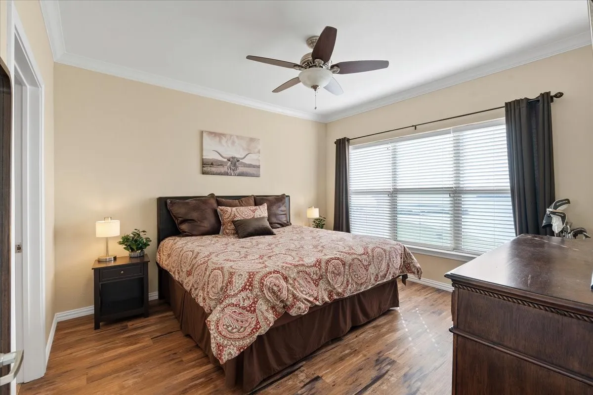 Condominium For Sale in Navarro County , 9900 Northshore Boulevard 3406, Corsicana, Texas 75109, 2 Bedroom, 2 Bathroom, Garage spaces, 1,209 Sqft, built in 2012, mls#21402226, Real Estate Agent in Corsicana, Homes For Sale in Navarro county, Homes For Sale in Corsicana, Realtor in Corsicana Texas, Real Estate Brokerage Independent Realty Texas, Luminita Cordes Realtor