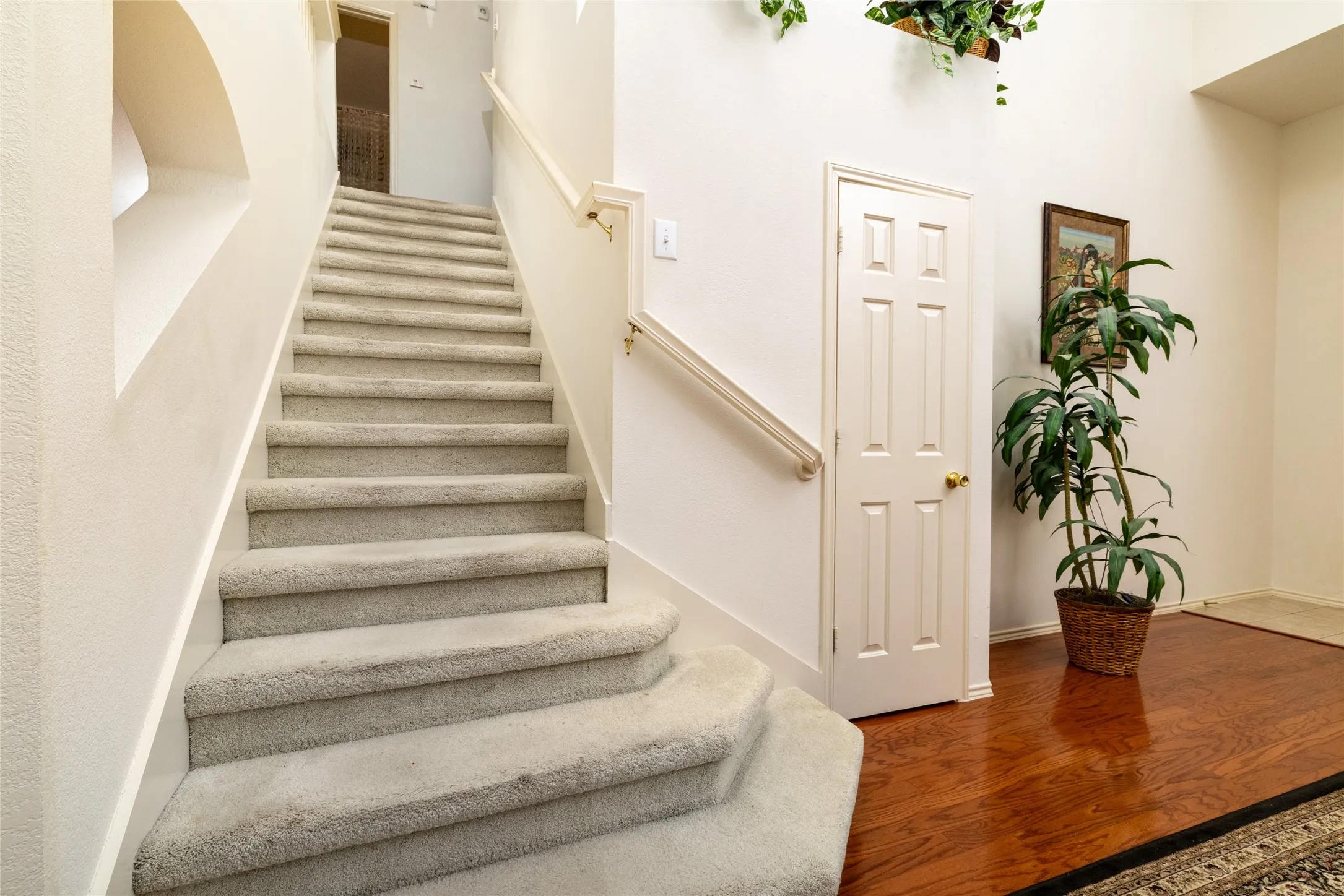 Single Family Residence For Sale in Tarrant County , 4413 Chaparral Creek Drive, Fort Worth, Texas 76123, 4 Bedroom, 3 Bathroom, 2 Garage spaces, 2,147 Sqft, built in 2005, mls#21402264, Real Estate Agent in Fort Worth, Homes For Sale in Tarrant county, Homes For Sale in Fort Worth, Realtor in Fort Worth Texas, Real Estate Brokerage Independent Realty Texas, Luminita Cordes Realtor