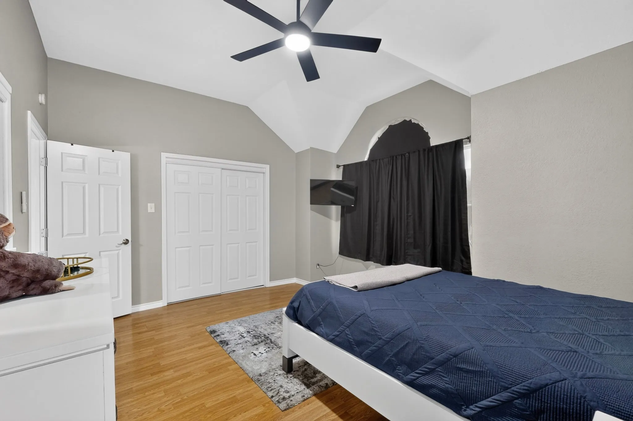 Single Family Residence For Sale in Tarrant County , 2600 Juniper Drive, Euless, Texas 76039, 4 Bedroom, 3 Bathroom, 1 Garage spaces, 2,374 Sqft, built in 1990, mls#21402393, Real Estate Agent in Euless, Homes For Sale in Tarrant county, Homes For Sale in Euless, Realtor in Euless Texas, Real Estate Brokerage Independent Realty Texas, Luminita Cordes Realtor