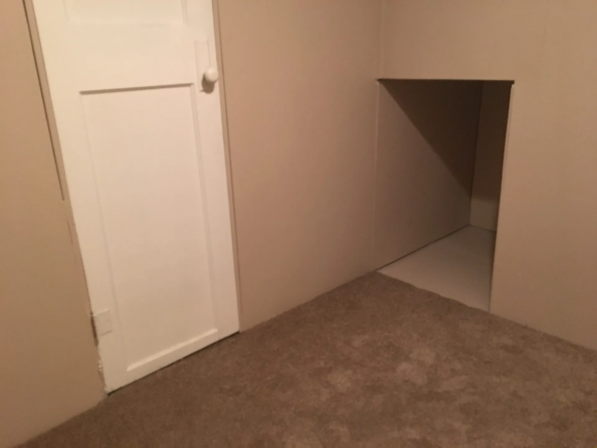 Single Family Residence For Rent in Taylor County , 1850 Chestnut Street, Abilene, Texas 79602, 2 Bedroom, 1 Bathroom, Garage spaces, 1,254 Sqft, built in 1928, mls#21402408, Real Estate Agent in Abilene, Homes For Rent in Taylor county, Homes For Rent in Abilene, Realtor in Abilene Texas, Real Estate Brokerage Independent Realty Texas, Luminita Cordes Realtor