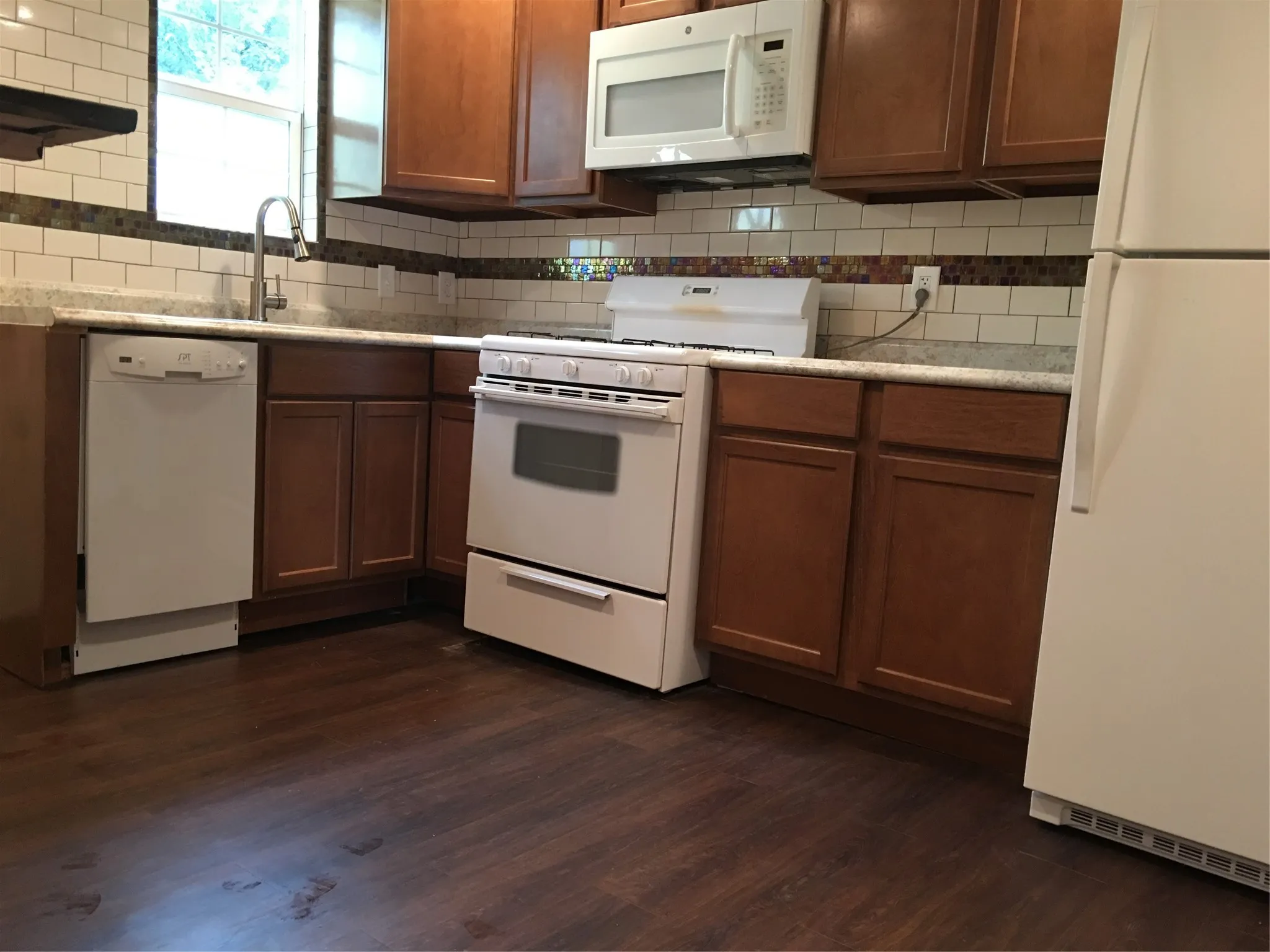 Apartment For Rent in Rockwall County , 509 S Fannin Street, Rockwall, Texas 75087, 1 Bedroom, 1 Bathroom, Garage spaces, 1,000 Sqft, built in 1975, mls#21402411, Real Estate Agent in Rockwall, Homes For Rent in Rockwall county, Homes For Rent in Rockwall, Realtor in Rockwall Texas, Real Estate Brokerage Independent Realty Texas, Luminita Cordes Realtor