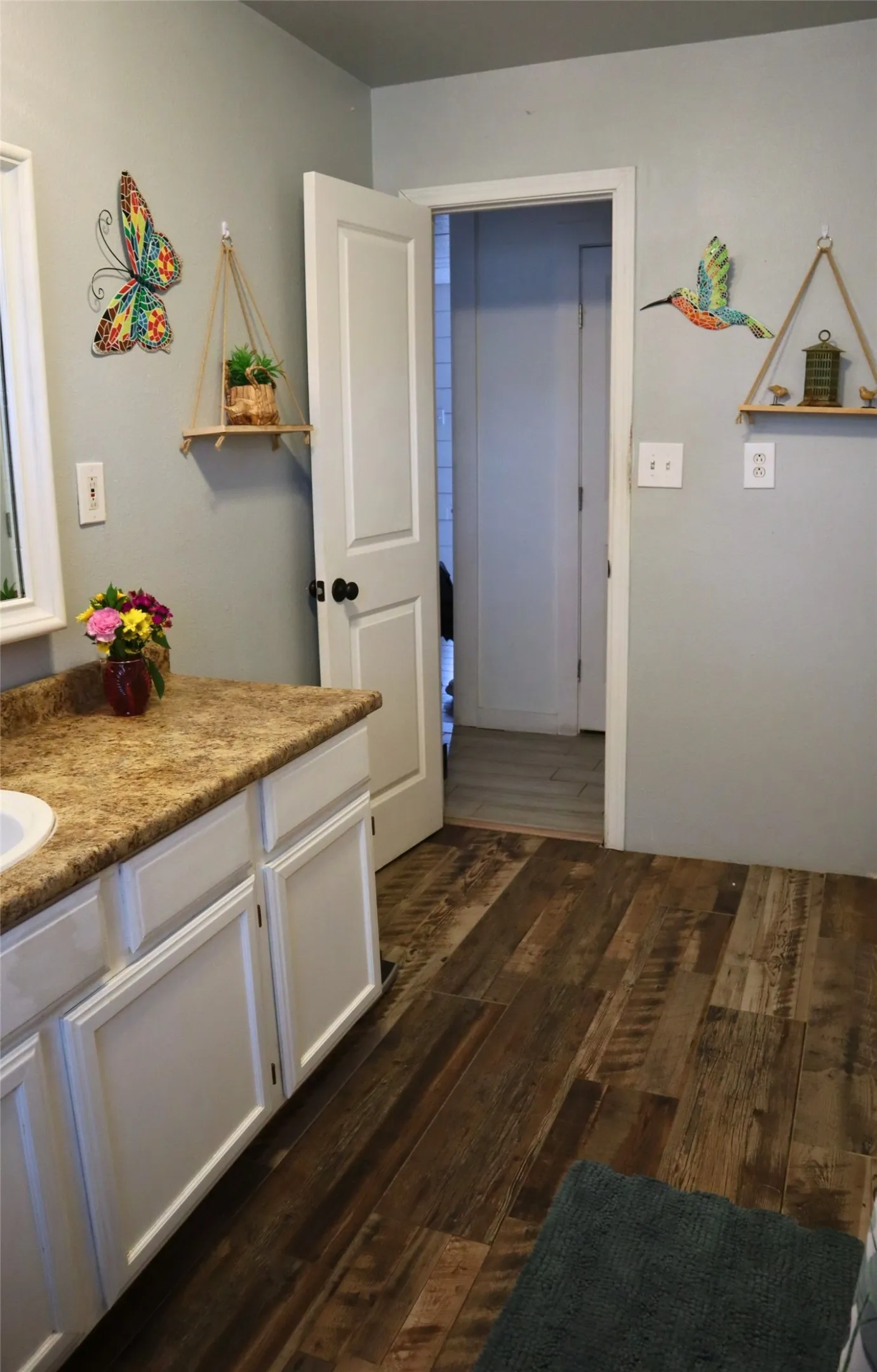 Single Family Residence For Sale in Kaufman County , 560 Harlan Road, Combine, Texas 75159, 3 Bedroom, 2 Bathroom, Garage spaces, 2,320 Sqft, built in 1954, mls#21402415, Real Estate Agent in Combine, Homes For Sale in Kaufman county, Homes For Sale in Combine, Realtor in Combine Texas, Real Estate Brokerage Independent Realty Texas, Luminita Cordes Realtor