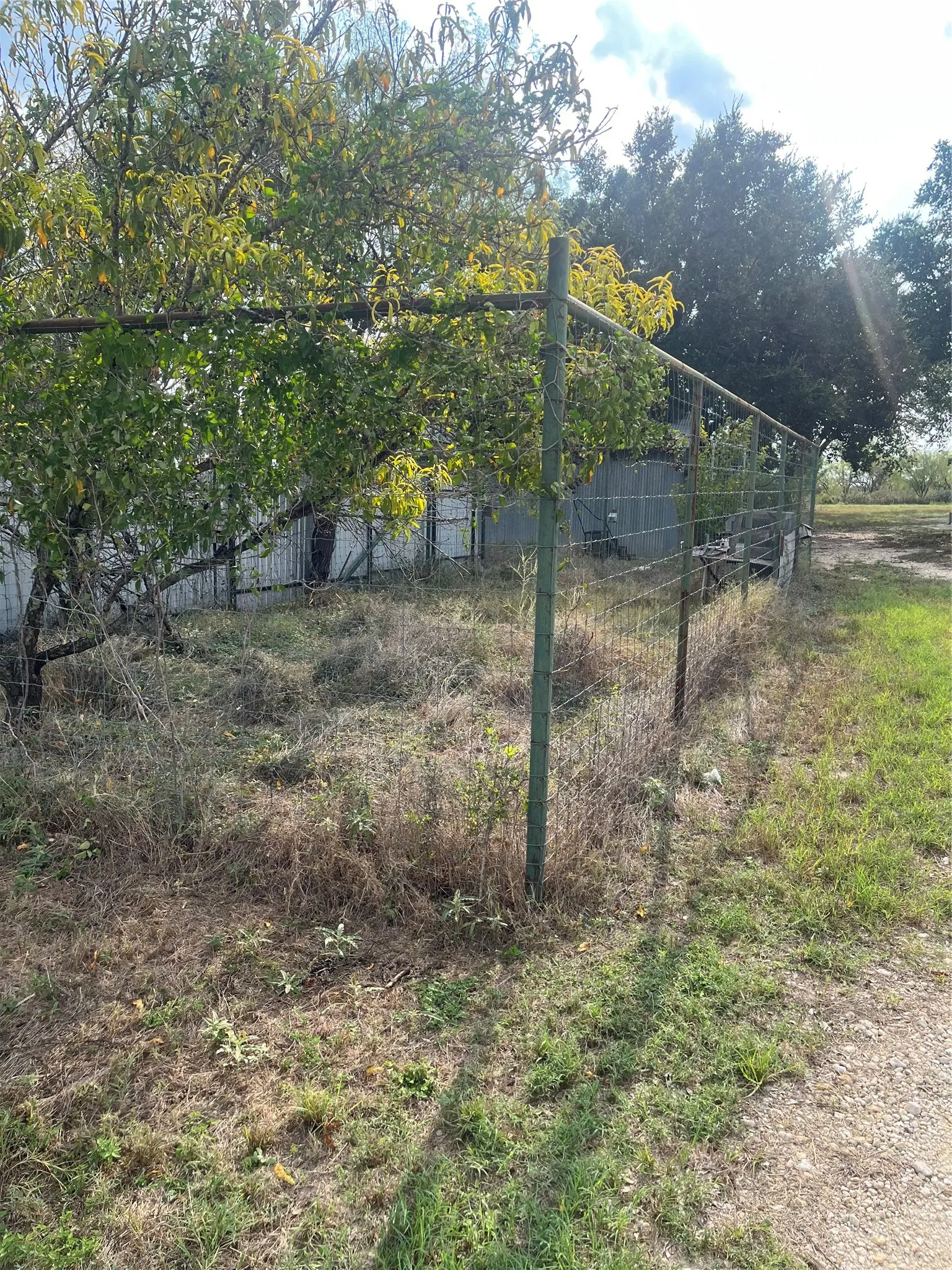 Improved Land For Sale in Lampasas County , 1302 McLean St., Lampasas, Texas 76550, 0, 0, Garage spaces, 0 Sqft, built in 0, mls#21401175, Real Estate Agent in Lampasas, Homes For Sale in Lampasas county, Homes For Sale in Lampasas, Realtor in Lampasas Texas, Real Estate Brokerage Independent Realty Texas, Luminita Cordes Realtor