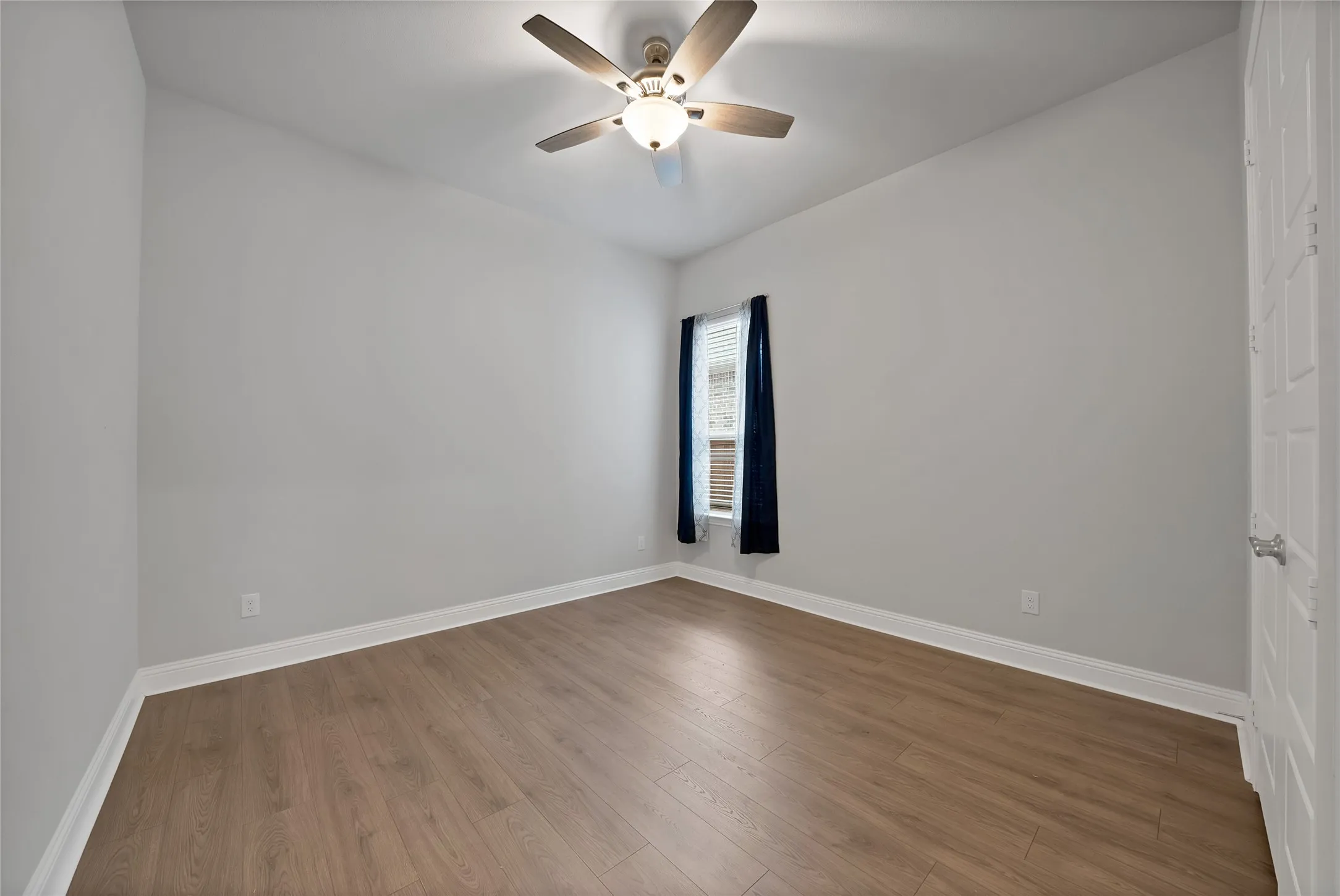 Single Family Residence For Sale in Denton County , 3508 Ithaca Street, Corinth, Texas 76208, 4 Bedroom, 3 Bathroom, 3 Garage spaces, 2,499 Sqft, built in 2023, mls#21402160, Real Estate Agent in Corinth, Homes For Sale in Denton county, Homes For Sale in Corinth, Realtor in Corinth Texas, Real Estate Brokerage Independent Realty Texas, Luminita Cordes Realtor