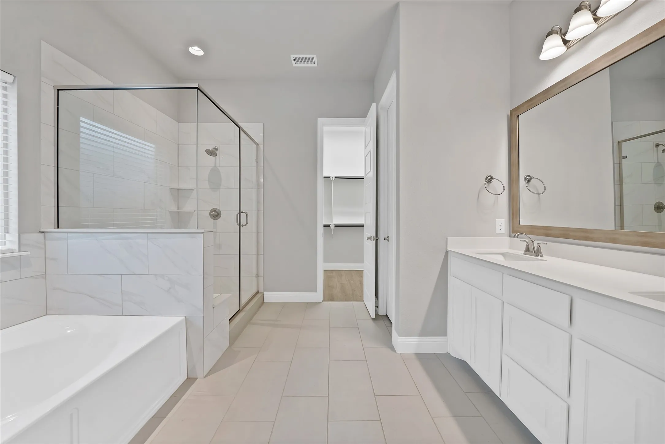 Single Family Residence For Sale in Denton County , 3508 Ithaca Street, Corinth, Texas 76208, 4 Bedroom, 3 Bathroom, 3 Garage spaces, 2,499 Sqft, built in 2023, mls#21402160, Real Estate Agent in Corinth, Homes For Sale in Denton county, Homes For Sale in Corinth, Realtor in Corinth Texas, Real Estate Brokerage Independent Realty Texas, Luminita Cordes Realtor