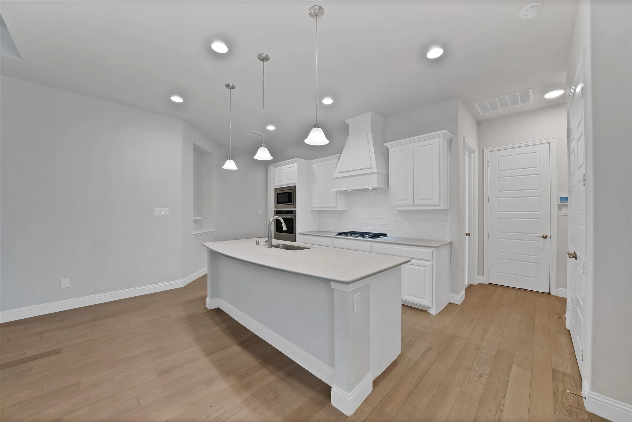 Single Family Residence For Sale in Denton County , 3508 Ithaca Street, Corinth, Texas 76208, 4 Bedroom, 3 Bathroom, 3 Garage spaces, 2,499 Sqft, built in 2023, mls#21402160, Real Estate Agent in Corinth, Homes For Sale in Denton county, Homes For Sale in Corinth, Realtor in Corinth Texas, Real Estate Brokerage Independent Realty Texas, Luminita Cordes Realtor