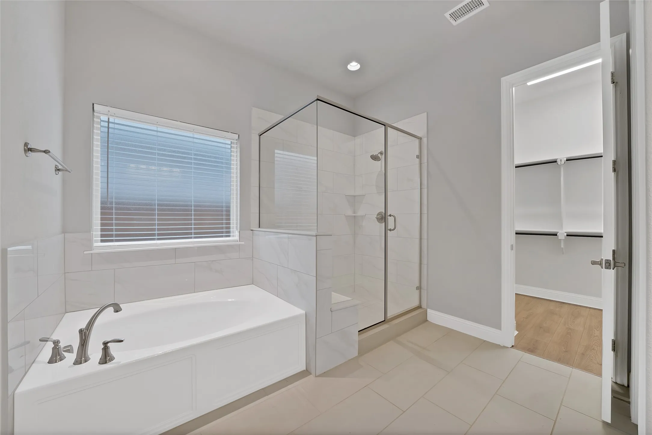 Single Family Residence For Sale in Denton County , 3508 Ithaca Street, Corinth, Texas 76208, 4 Bedroom, 3 Bathroom, 3 Garage spaces, 2,499 Sqft, built in 2023, mls#21402160, Real Estate Agent in Corinth, Homes For Sale in Denton county, Homes For Sale in Corinth, Realtor in Corinth Texas, Real Estate Brokerage Independent Realty Texas, Luminita Cordes Realtor