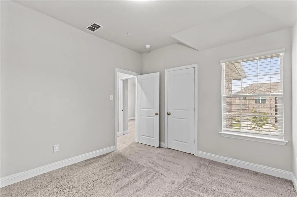 Townhouse For Rent in Denton County , 593 Hutchinson Lane, Lewisville, Texas 75077, 3 Bedroom, 3 Bathroom, 2 Garage spaces, 2,015 Sqft, built in 2023, mls#21392400, Real Estate Agent in Lewisville, Homes For Rent in Denton county, Homes For Rent in Lewisville, Realtor in Lewisville Texas, Real Estate Brokerage Independent Realty Texas, Luminita Cordes Realtor