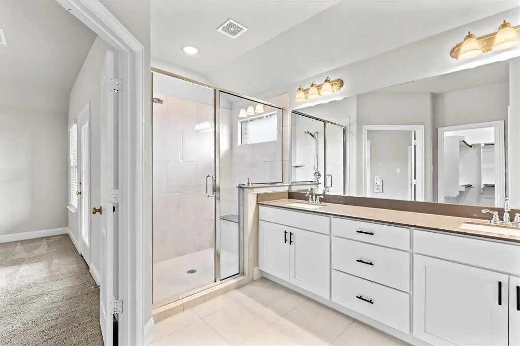 Townhouse For Rent in Denton County , 593 Hutchinson Lane, Lewisville, Texas 75077, 3 Bedroom, 3 Bathroom, 2 Garage spaces, 2,015 Sqft, built in 2023, mls#21392400, Real Estate Agent in Lewisville, Homes For Rent in Denton county, Homes For Rent in Lewisville, Realtor in Lewisville Texas, Real Estate Brokerage Independent Realty Texas, Luminita Cordes Realtor