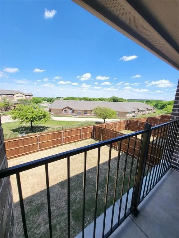 Townhouse For Rent in Denton County , 593 Hutchinson Lane, Lewisville, Texas 75077, 3 Bedroom, 3 Bathroom, 2 Garage spaces, 2,015 Sqft, built in 2023, mls#21392400, Real Estate Agent in Lewisville, Homes For Rent in Denton county, Homes For Rent in Lewisville, Realtor in Lewisville Texas, Real Estate Brokerage Independent Realty Texas, Luminita Cordes Realtor
