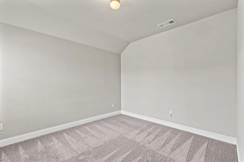 Townhouse For Rent in Denton County , 593 Hutchinson Lane, Lewisville, Texas 75077, 3 Bedroom, 3 Bathroom, 2 Garage spaces, 2,015 Sqft, built in 2023, mls#21392400, Real Estate Agent in Lewisville, Homes For Rent in Denton county, Homes For Rent in Lewisville, Realtor in Lewisville Texas, Real Estate Brokerage Independent Realty Texas, Luminita Cordes Realtor