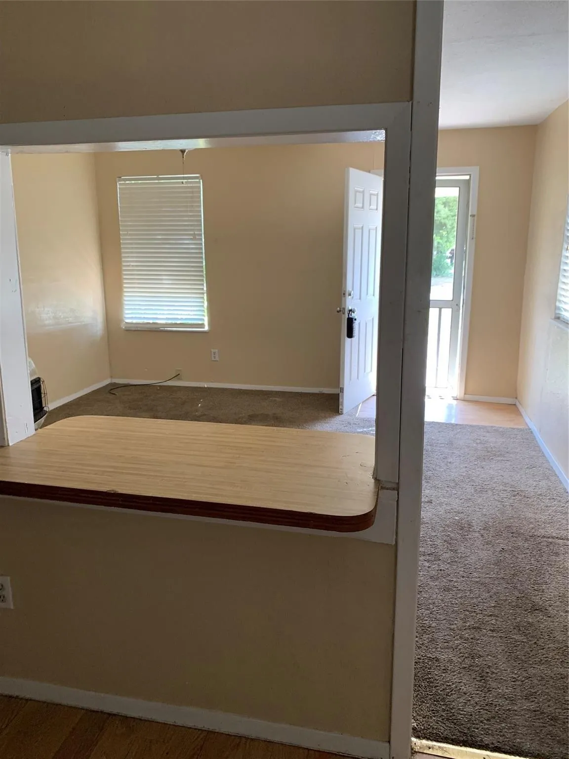 Duplex For Rent in Taylor County , 1457 Peach Street, Abilene, Texas 79602, 1 Bedroom, 1 Bathroom, Garage spaces, 700 Sqft, built in 1928, mls#21402421, Real Estate Agent in Abilene, Homes For Rent in Taylor county, Homes For Rent in Abilene, Realtor in Abilene Texas, Real Estate Brokerage Independent Realty Texas, Luminita Cordes Realtor