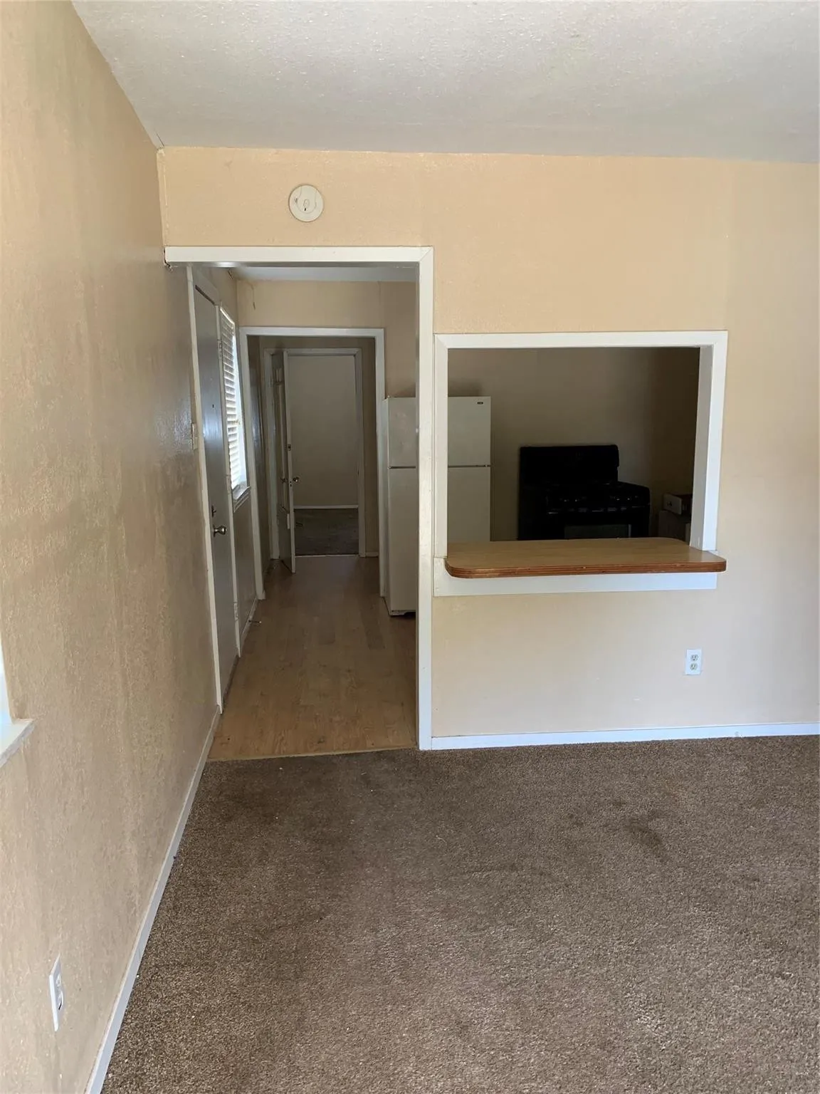 Duplex For Rent in Taylor County , 1457 Peach Street, Abilene, Texas 79602, 1 Bedroom, 1 Bathroom, Garage spaces, 700 Sqft, built in 1928, mls#21402421, Real Estate Agent in Abilene, Homes For Rent in Taylor county, Homes For Rent in Abilene, Realtor in Abilene Texas, Real Estate Brokerage Independent Realty Texas, Luminita Cordes Realtor