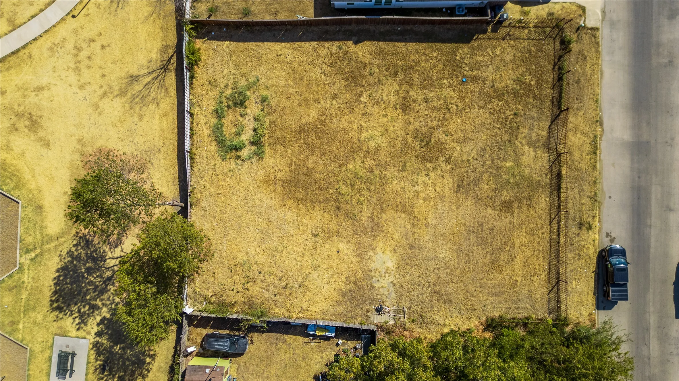 Unimproved Land For Sale in Dallas County , 8521 Torreon Street, Dallas, Texas 75217, 0, 0, Garage spaces, 0 Sqft, built in 2020, mls#21401777, Real Estate Agent in Dallas, Homes For Sale in Dallas county, Homes For Sale in Dallas, Realtor in Dallas Texas, Real Estate Brokerage Independent Realty Texas, Luminita Cordes Realtor