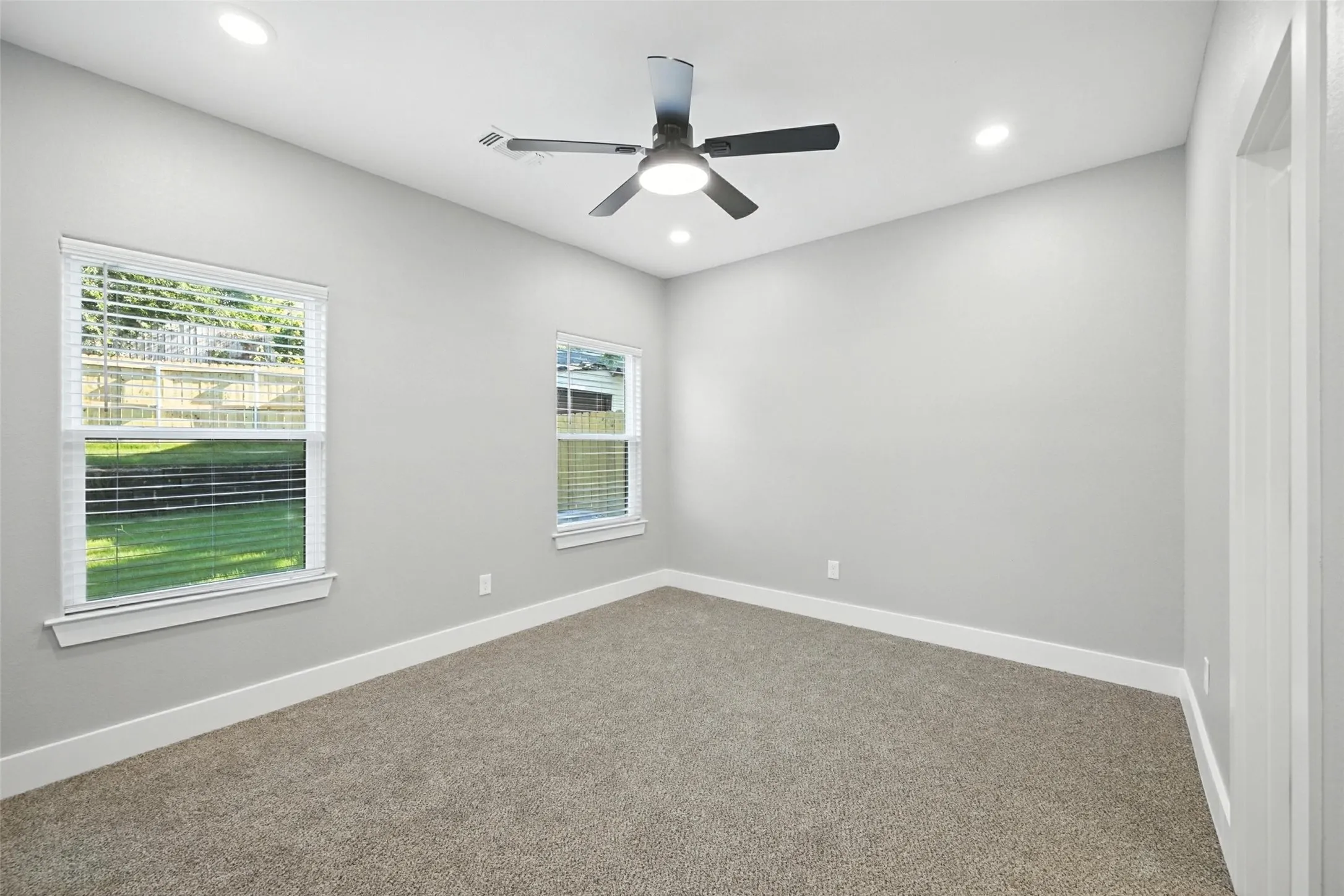Single Family Residence For Rent in Grayson County , 1331 W Crawford Street, Denison, Texas 75020, 3 Bedroom, 2 Bathroom, 2 Garage spaces, 1,514 Sqft, built in 2025, mls#21402434, Real Estate Agent in Denison, Homes For Rent in Grayson county, Homes For Rent in Denison, Realtor in Denison Texas, Real Estate Brokerage Independent Realty Texas, Luminita Cordes Realtor
